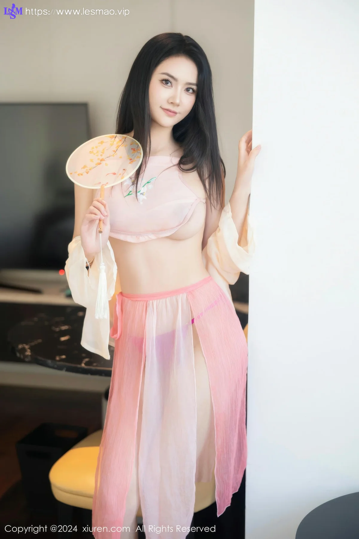 XiuRen 秀人 No.9542 方子萱 粉嫩肚兜美女 - 18