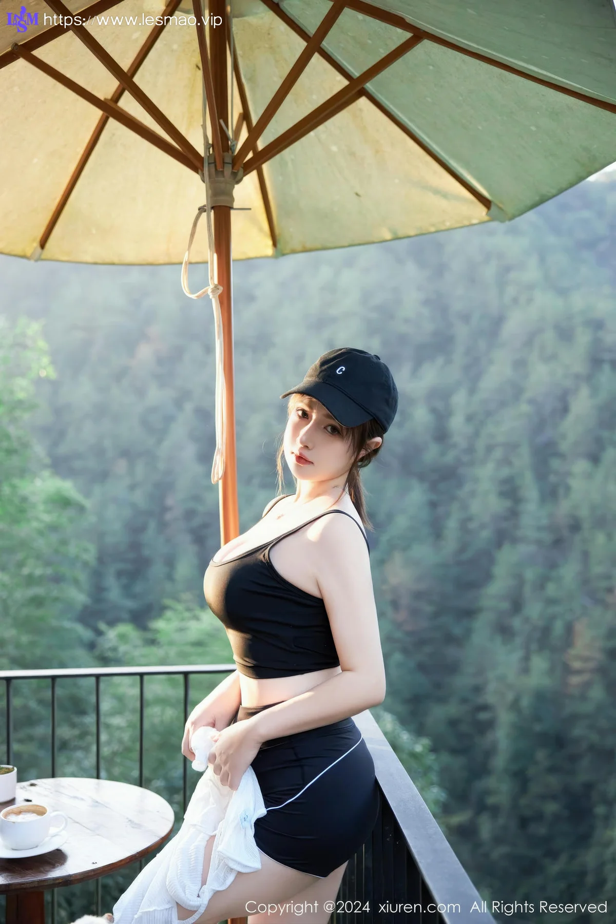 XiuRen 秀人 No.9549 养乐多Doll活力少女 - 18