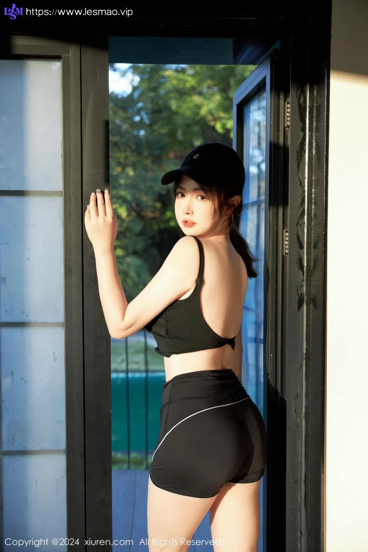 XiuRen 秀人 No.9549 养乐多Doll活力少女 - 26