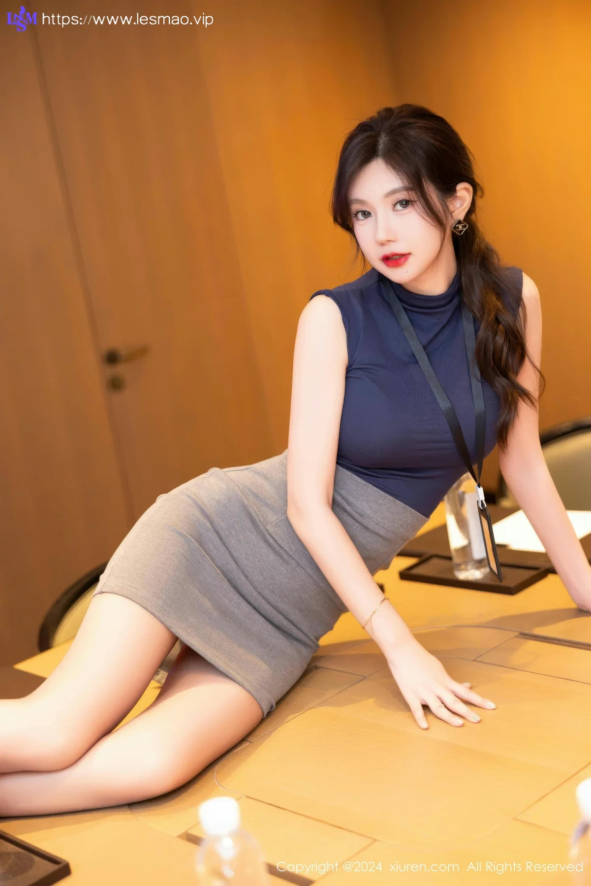 XiuRen 秀人 No.9560 绮里嘉ula 办公ol美腿 - 29