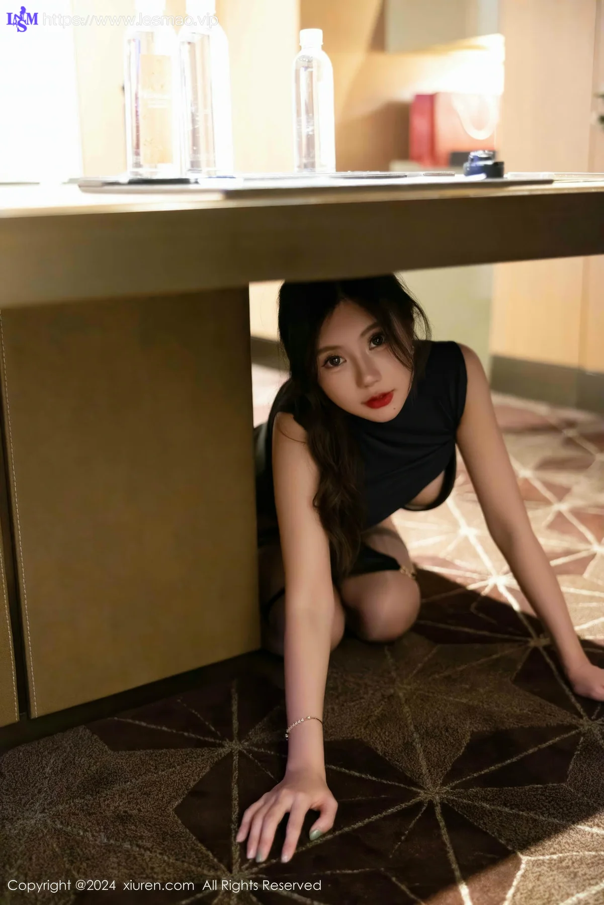 XiuRen 秀人 No.9560 绮里嘉ula 办公ol美腿 - 96