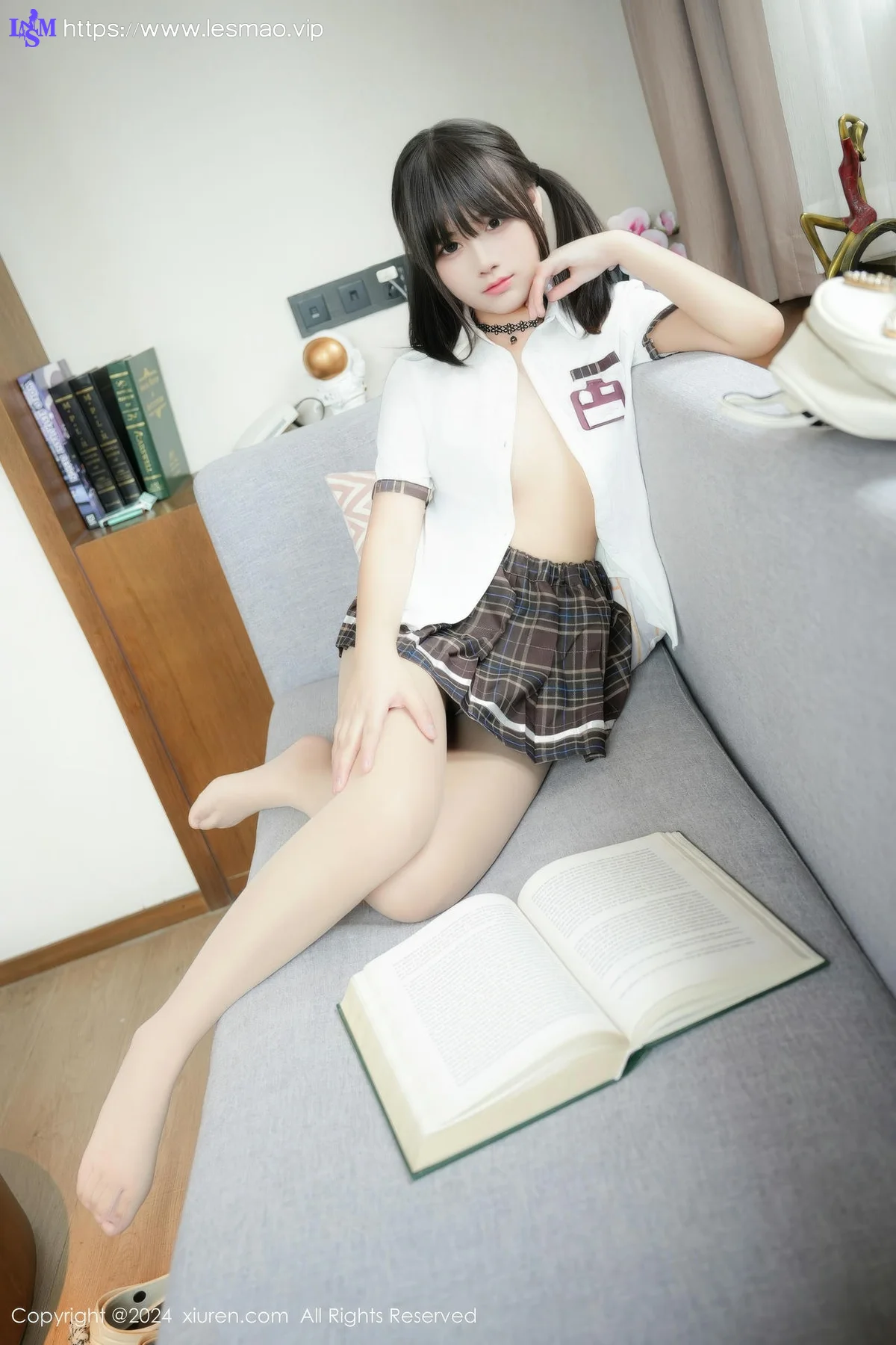 XiuRen 秀人 No.9573 姚若兮vay 双马尾少女肉色丝袜 - 24