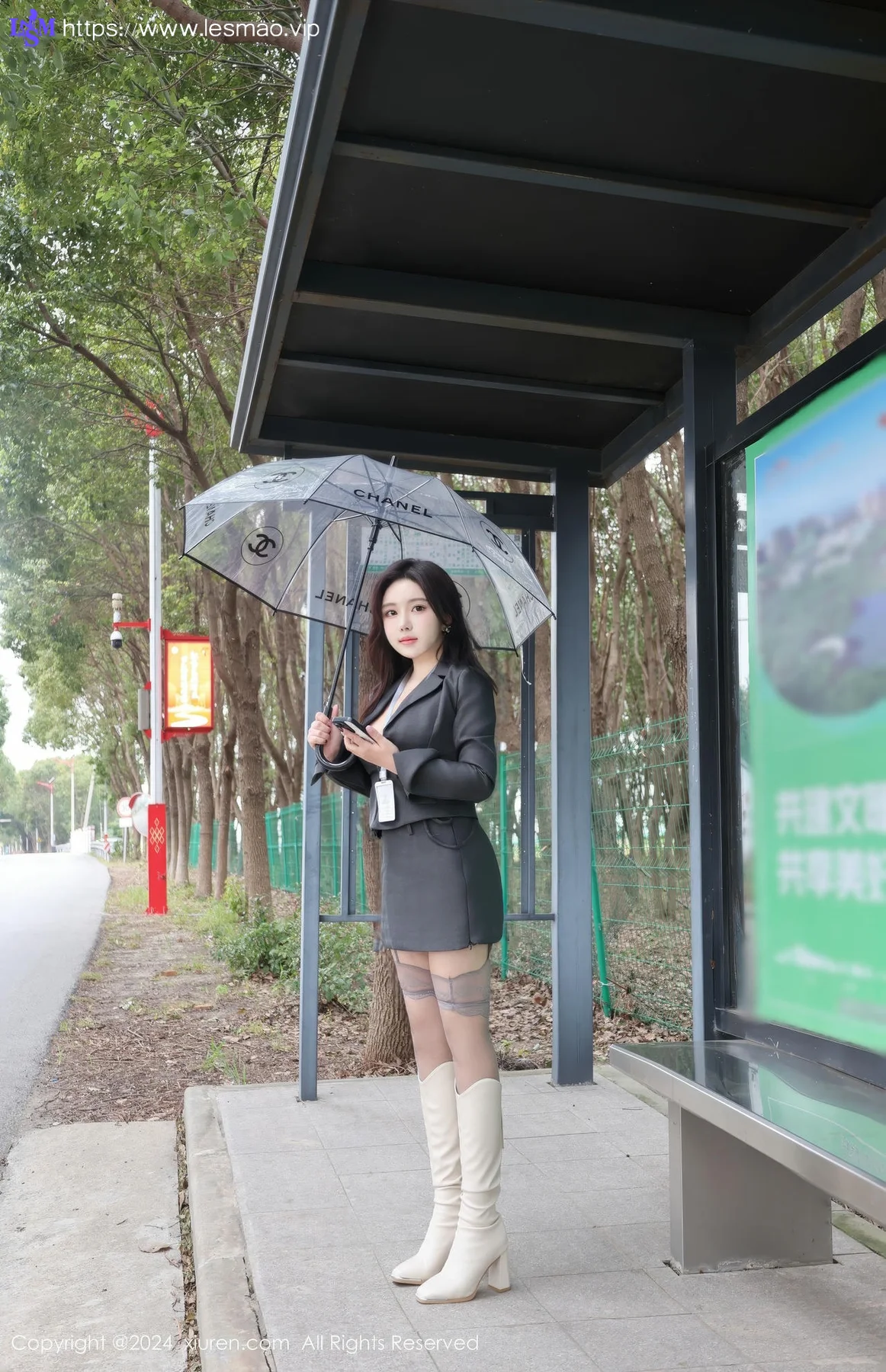 XiuRen 秀人 No.9595 小薯条nienie 灰色丝袜街拍外景 - 28