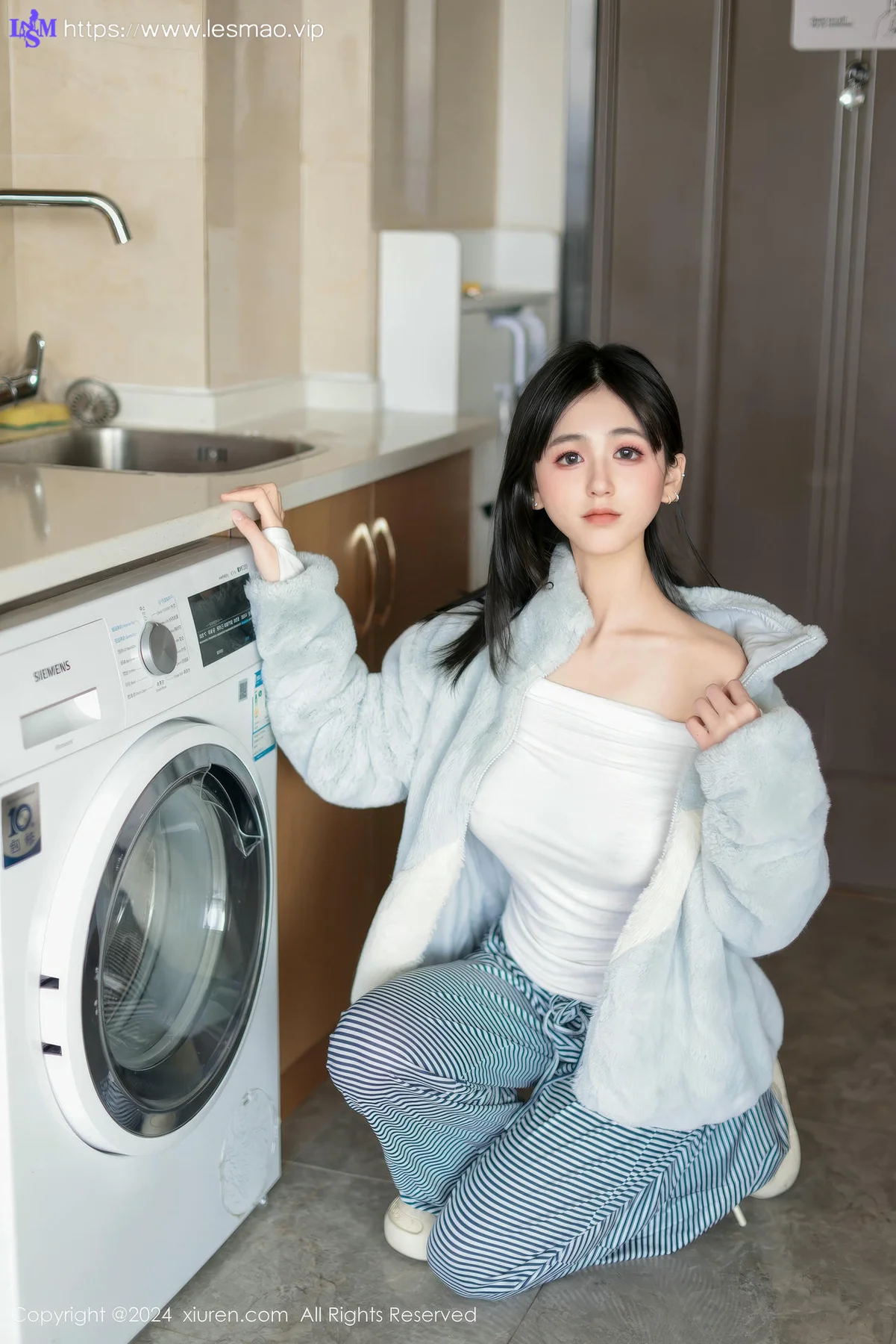 XiuRen 秀人 No.9605 奶芙乔乔 玉体翘臀黑丝 - 24
