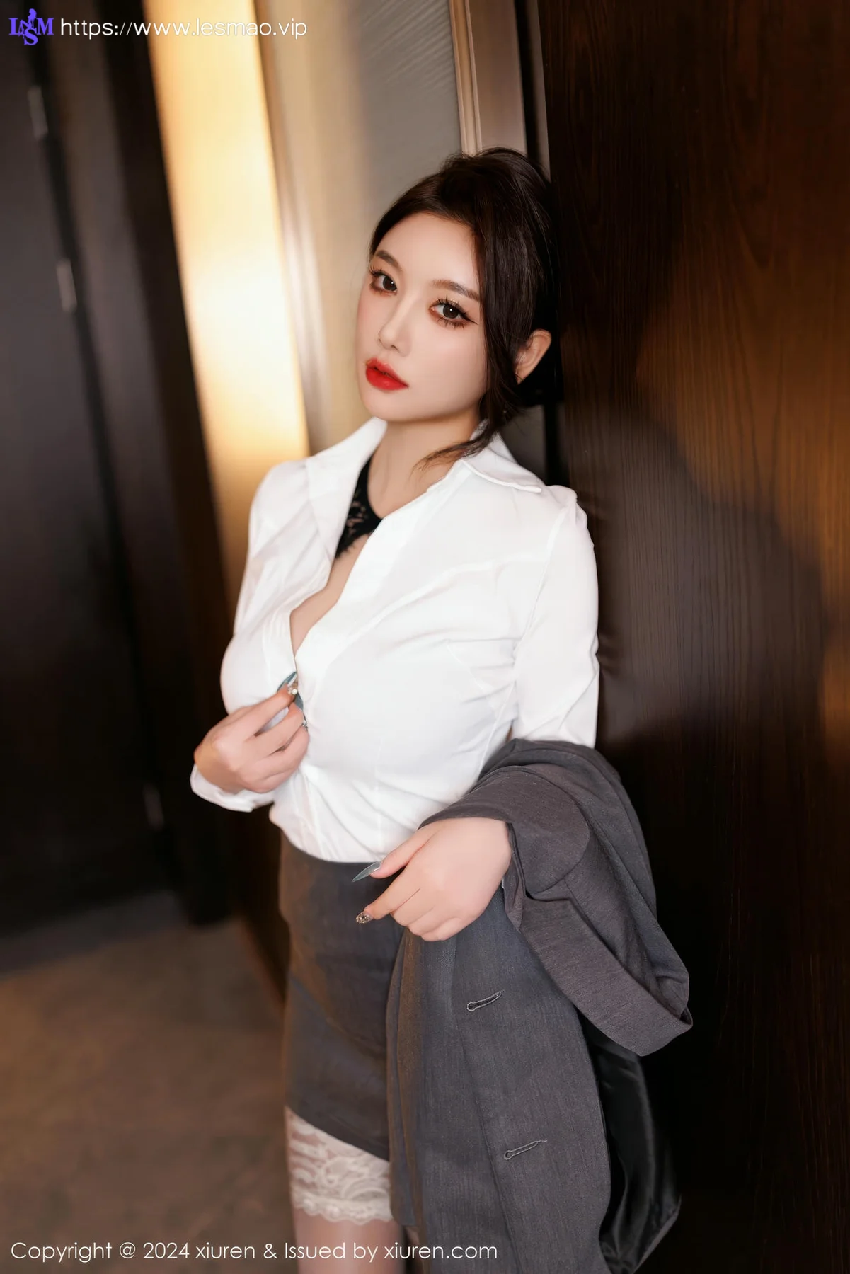 XiuRen 秀人 No.9634 杨晨晨Yome 车库ol制服 - 18