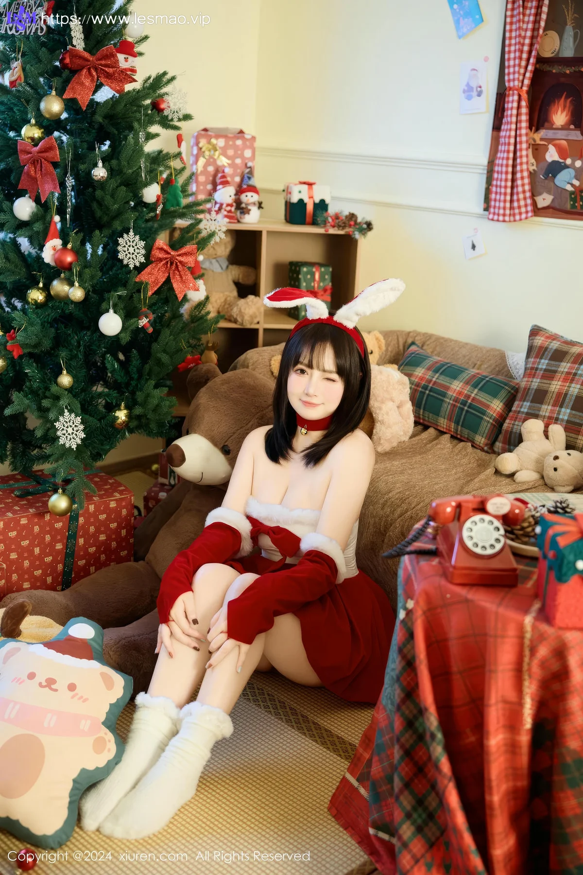 XiuRen 秀人 No.9656 养乐多Doll 少女节日写真爆乳 - 11
