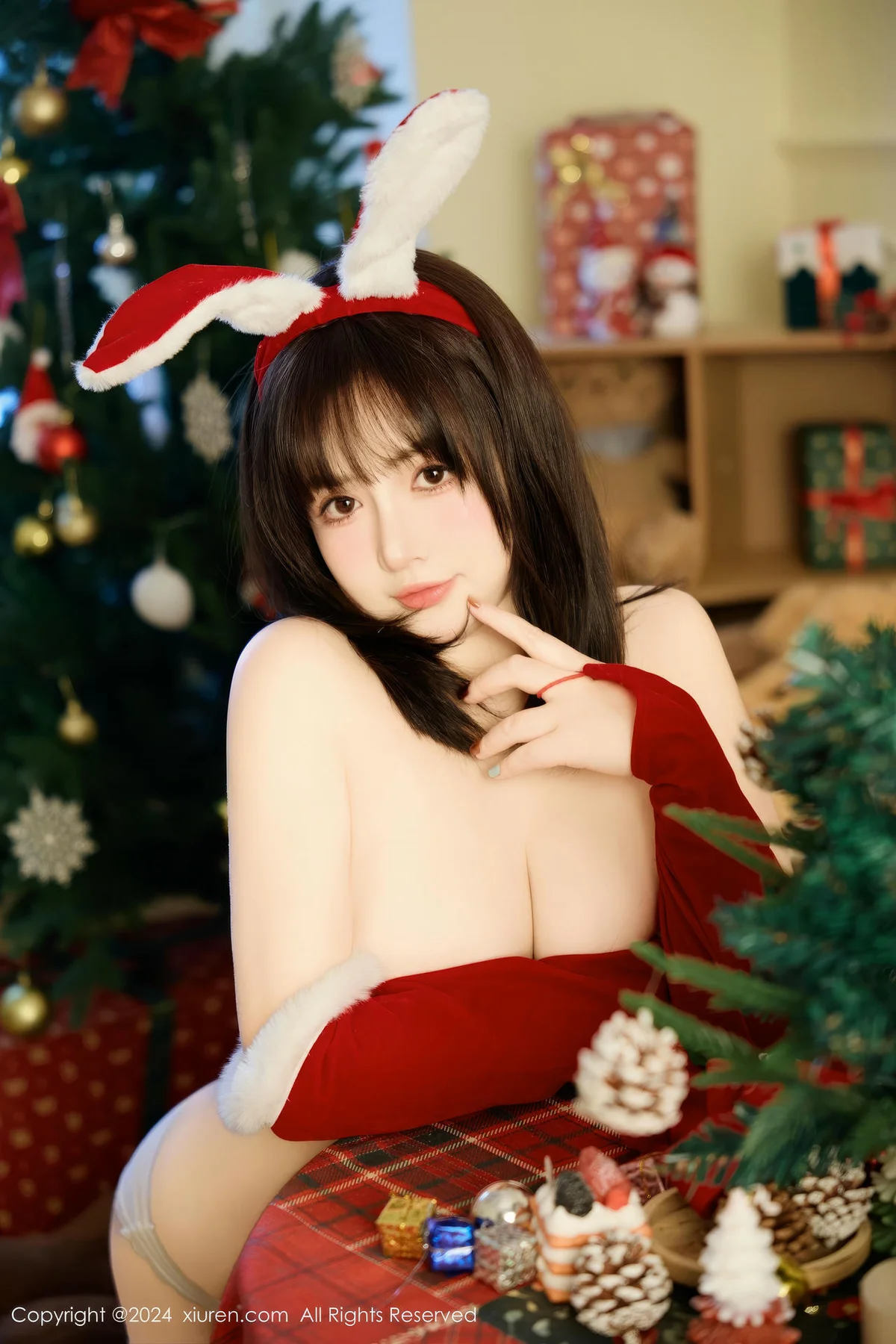 XiuRen 秀人 No.9656 养乐多Doll 少女节日写真爆乳 - 37