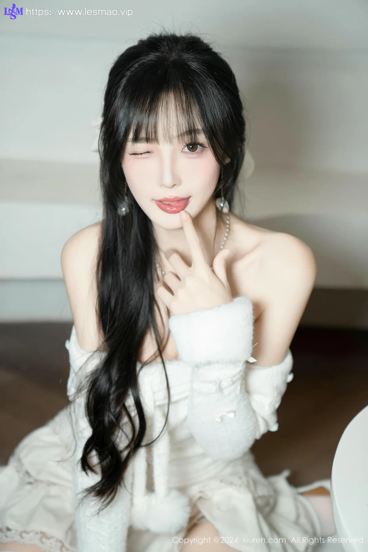 XiuRen 秀人 No.9658 林星阑 红色蕾丝情趣内衣 - 33