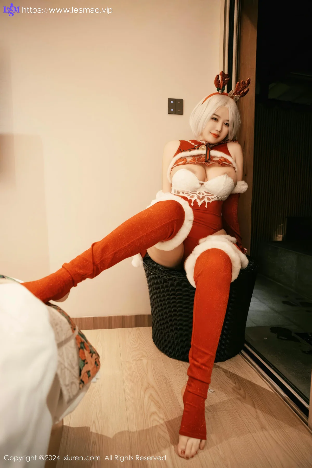 XiuRen 秀人 No.9660 樱桃小犊子 萝莉cos制服爆乳 - 27