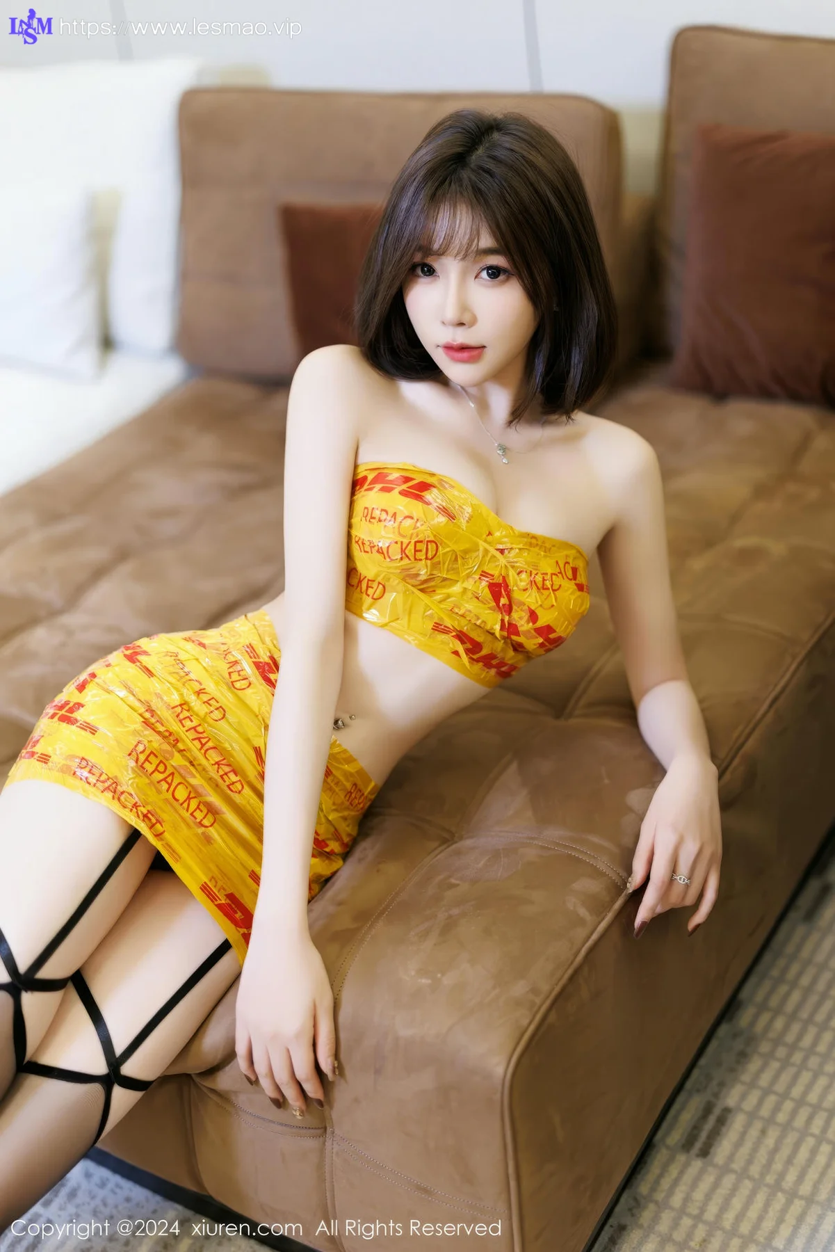 XiuRen 秀人 No.9664 徐莉芝Booty 香肩丁字裤旗袍 - 29