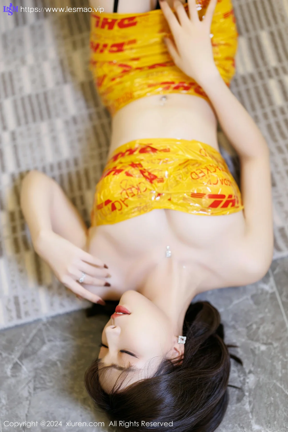 XiuRen 秀人 No.9664 徐莉芝Booty 香肩丁字裤旗袍 - 33