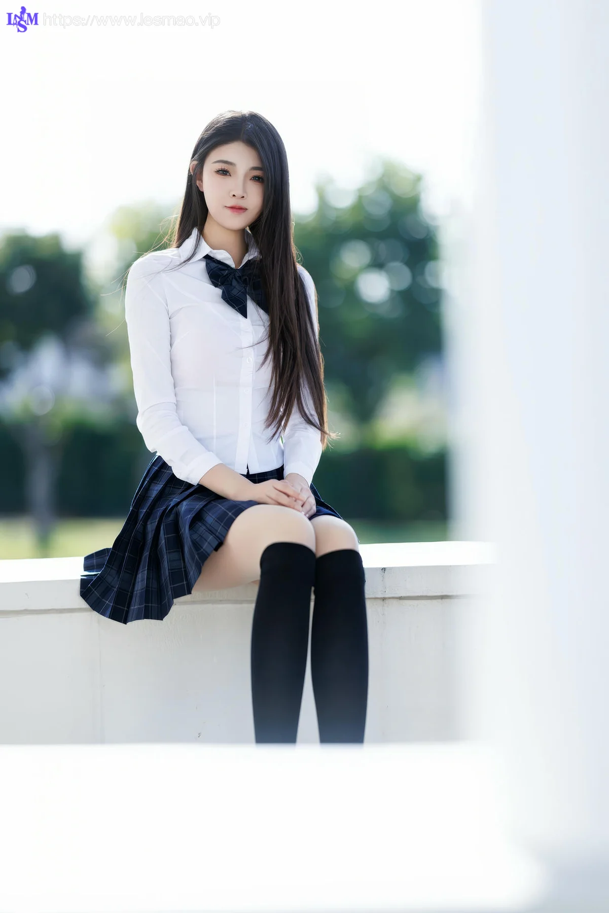 XiuRen 秀人 No.9682 初梦瑶 校园少女制服短裙 - 13