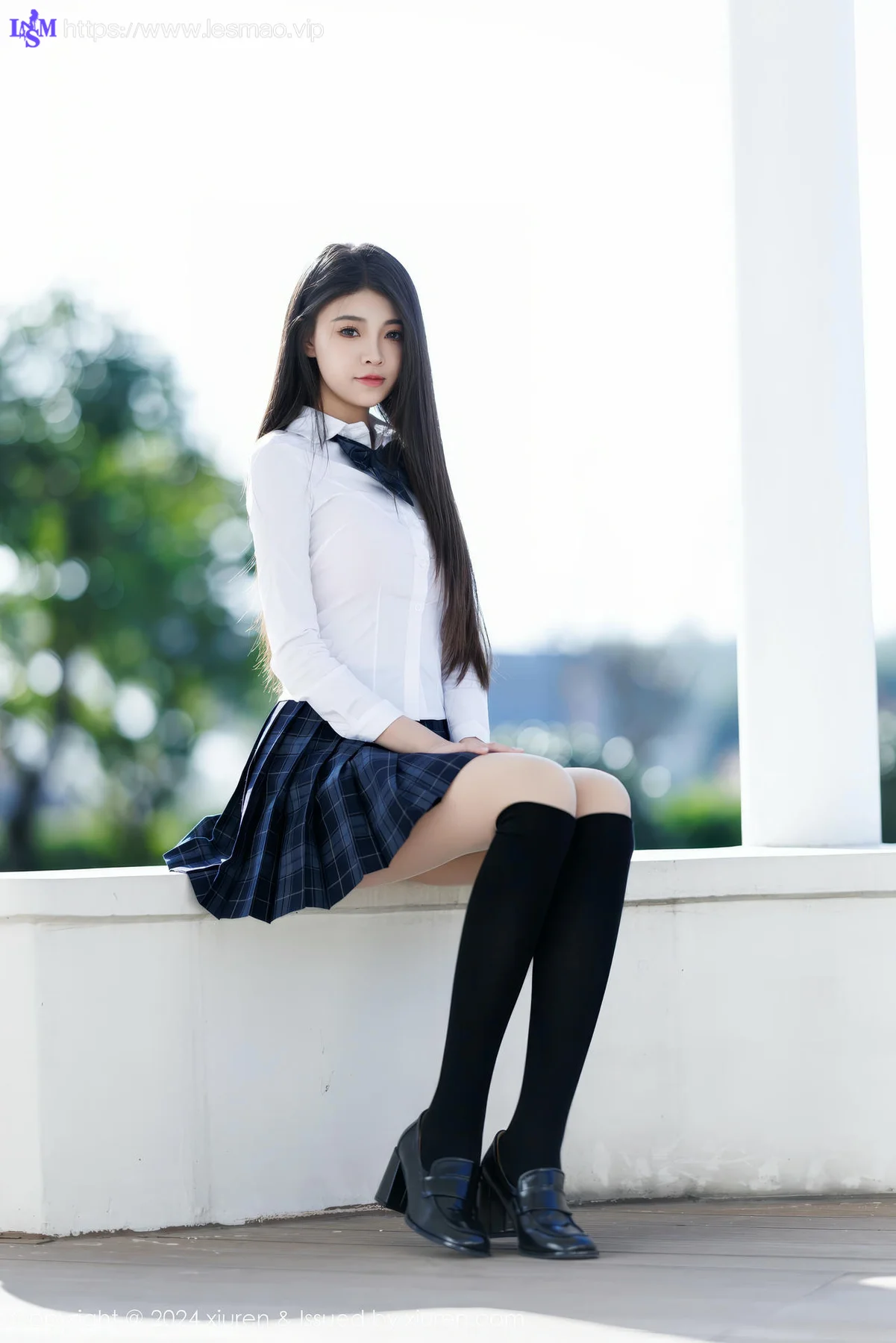 XiuRen 秀人 No.9682 初梦瑶 校园少女制服短裙 - 14