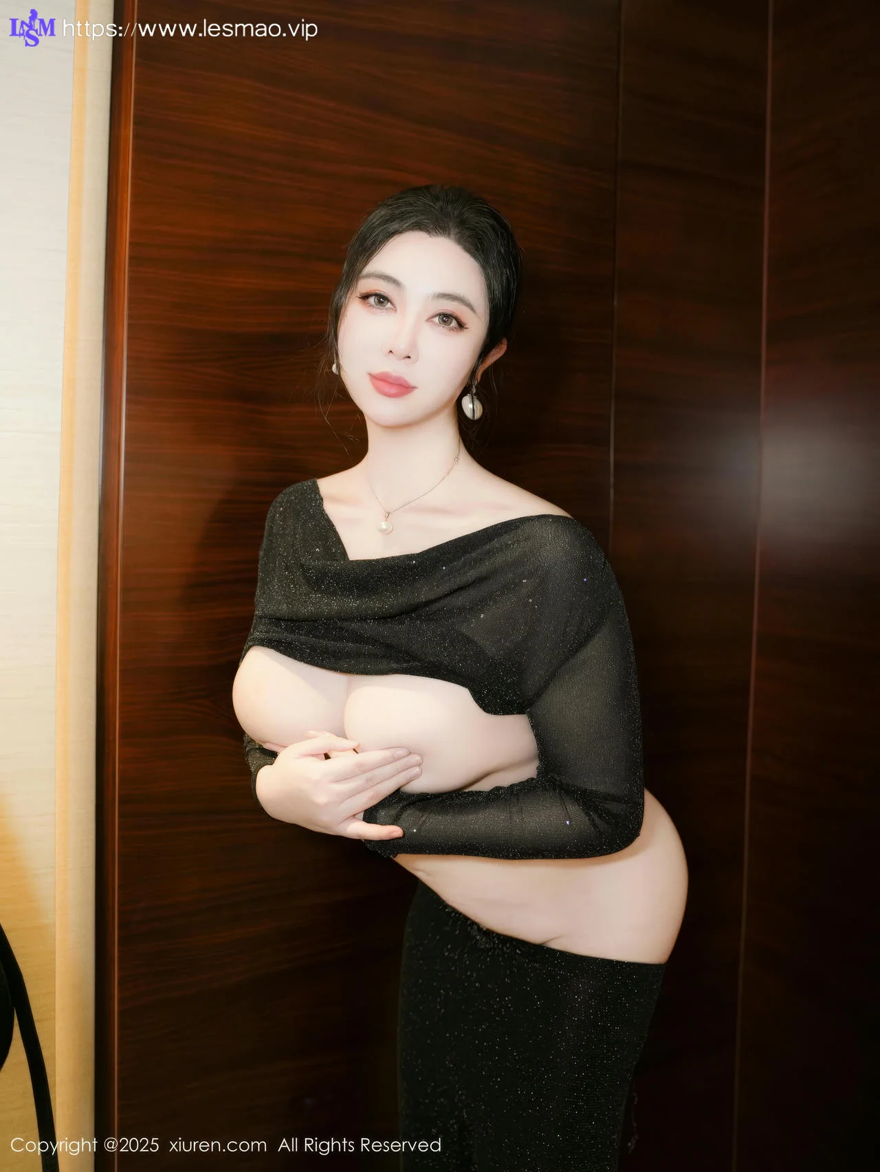 XiuRen 秀人 No.9725 风景尤美 熟女爆乳诱惑 - 33