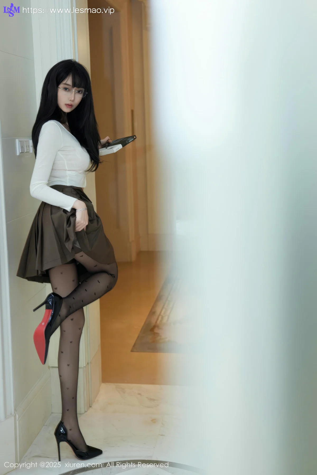 XiuRen 秀人 No.9737 玥儿玥er情景写真 - 15