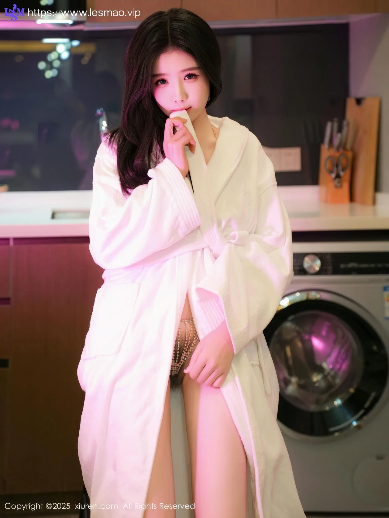 XiuRen 秀人 No.9741 袁圆 玉体乳贴翘臀少女 - 11