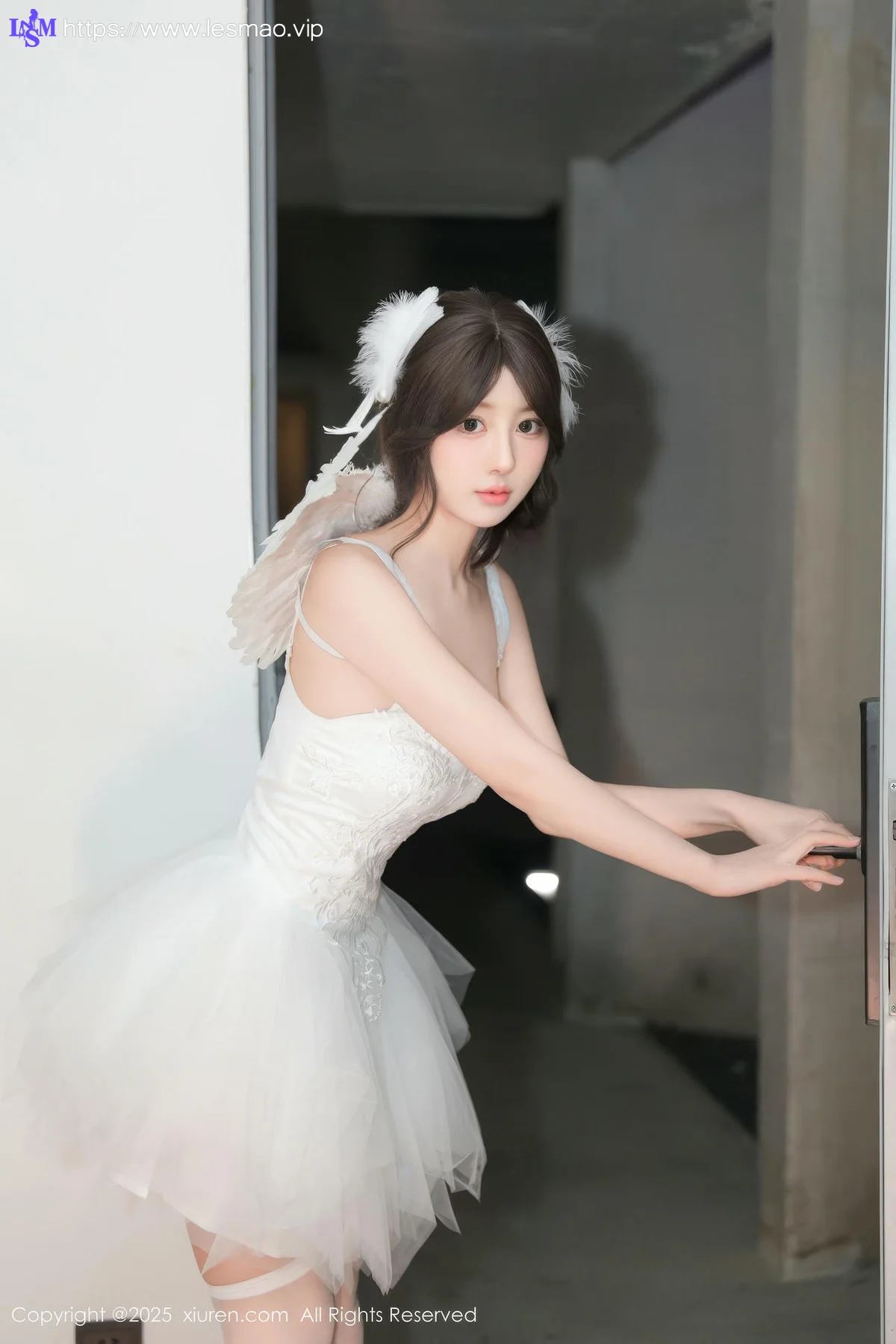 XiuRen 秀人 No.9742 桃妖天 白丝玉体萝莉 - 22