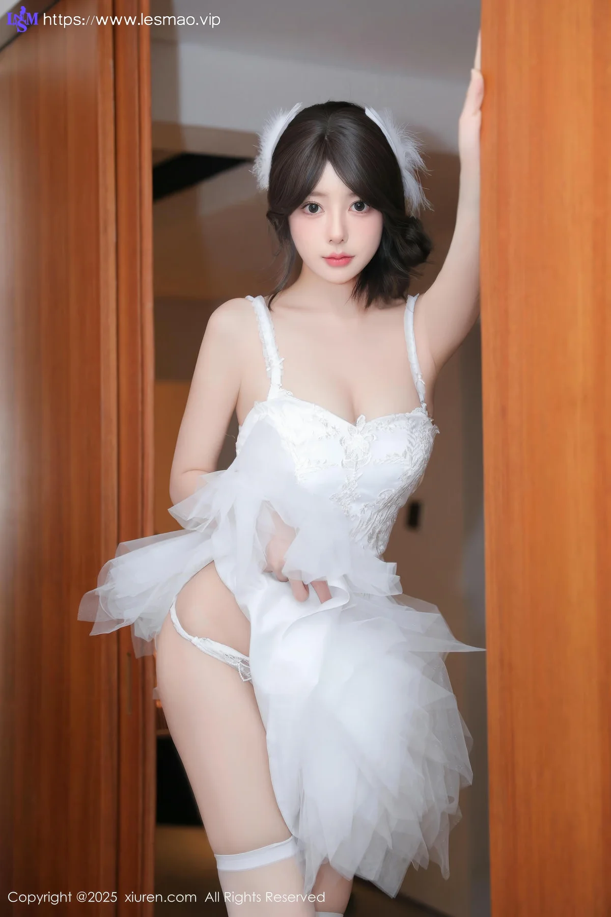 XiuRen 秀人 No.9742 桃妖天 白丝玉体萝莉 - 33