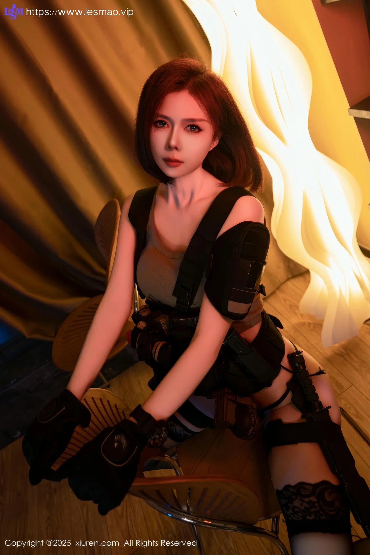 XiuRen 秀人 No.9759 白芷yy 帅气短发美女制服 - 21