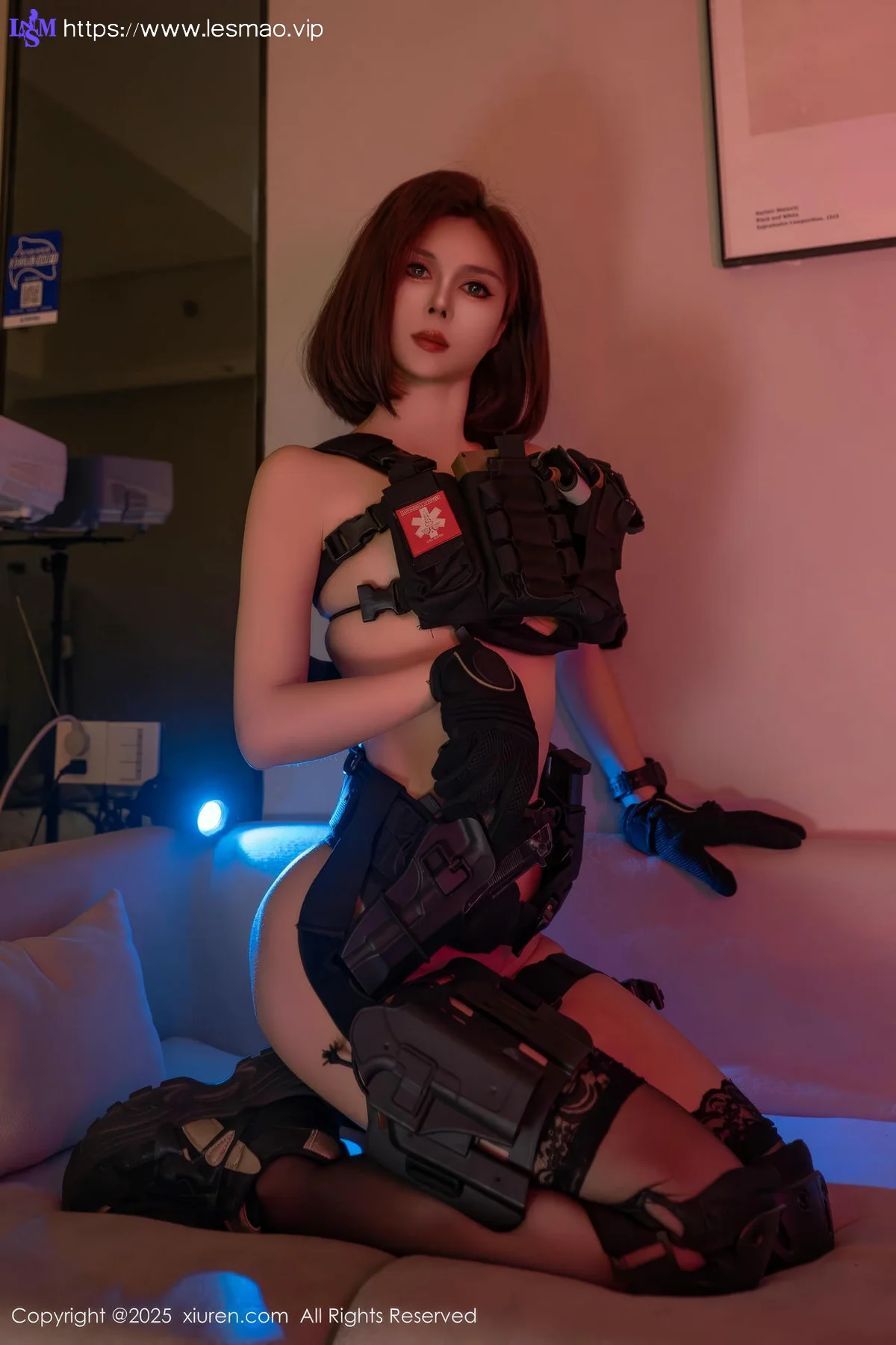 XiuRen 秀人 No.9759 白芷yy 帅气短发美女制服 - 73