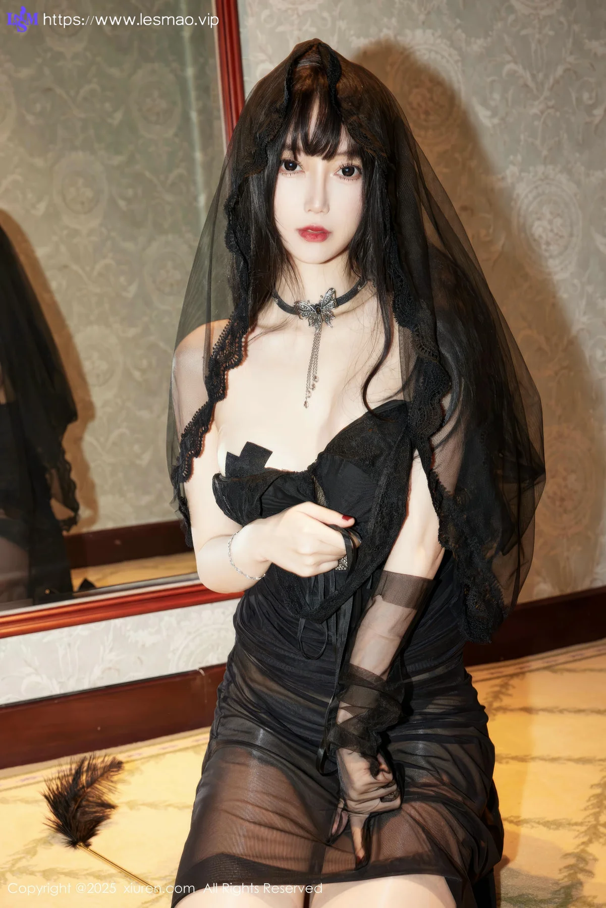 XiuRen 秀人 No.9773 玥儿玥er 乳贴黑丝翘臀 - 36