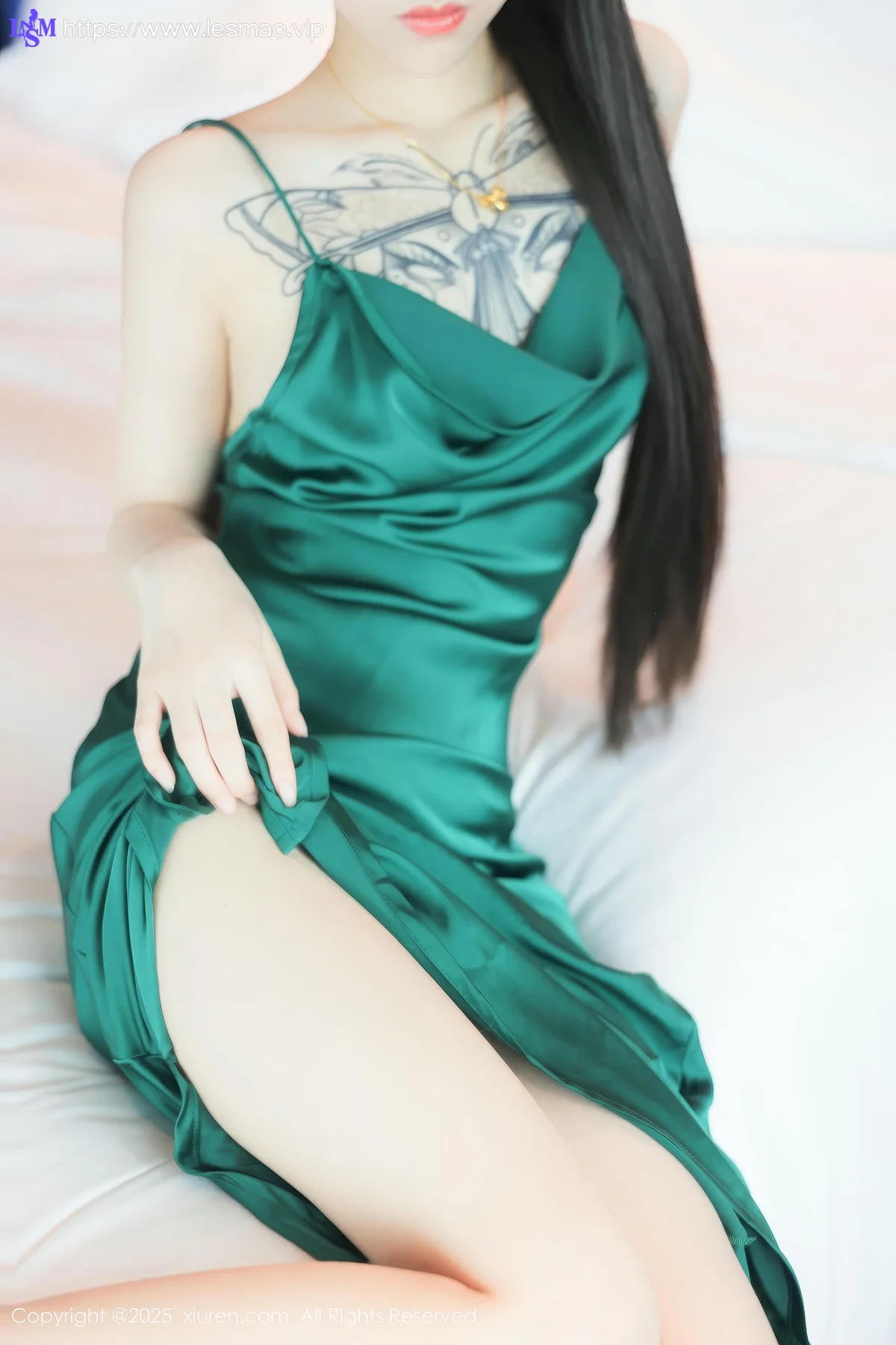 XiuRen 秀人 No.9803 奶瓶长腿礼裙气质美女 - 12
