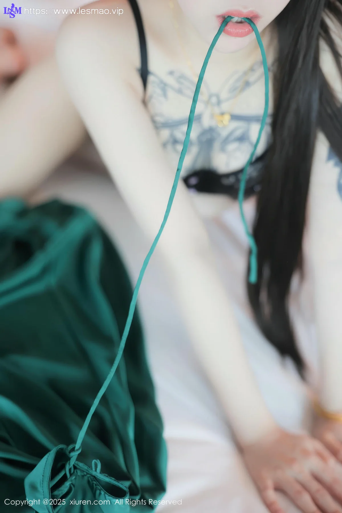 XiuRen 秀人 No.9803 奶瓶长腿礼裙气质美女 - 48