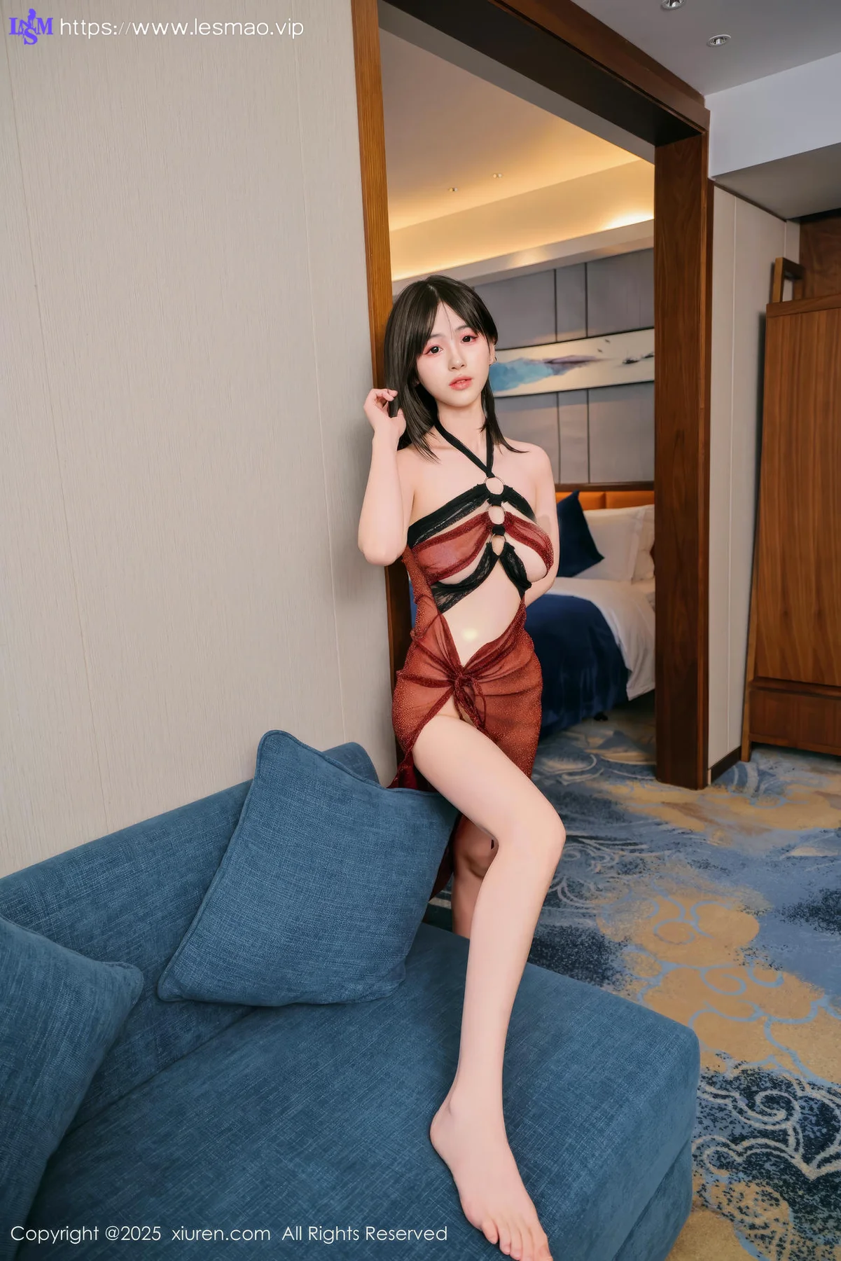 XiuRen 秀人 No.9804 奶芙乔乔 香肩长腿美腿 - 16