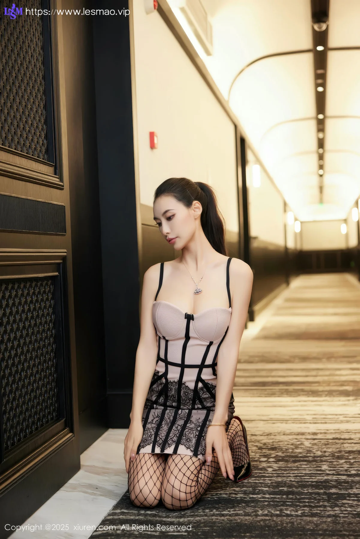 XiuRen 秀人 No.9809 lingyu69 连体衣网袜 - 28