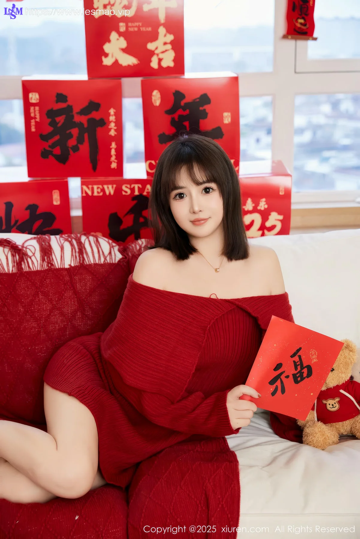 XiuRen 秀人 No.9818 养乐多Doll 节日写真 - 12