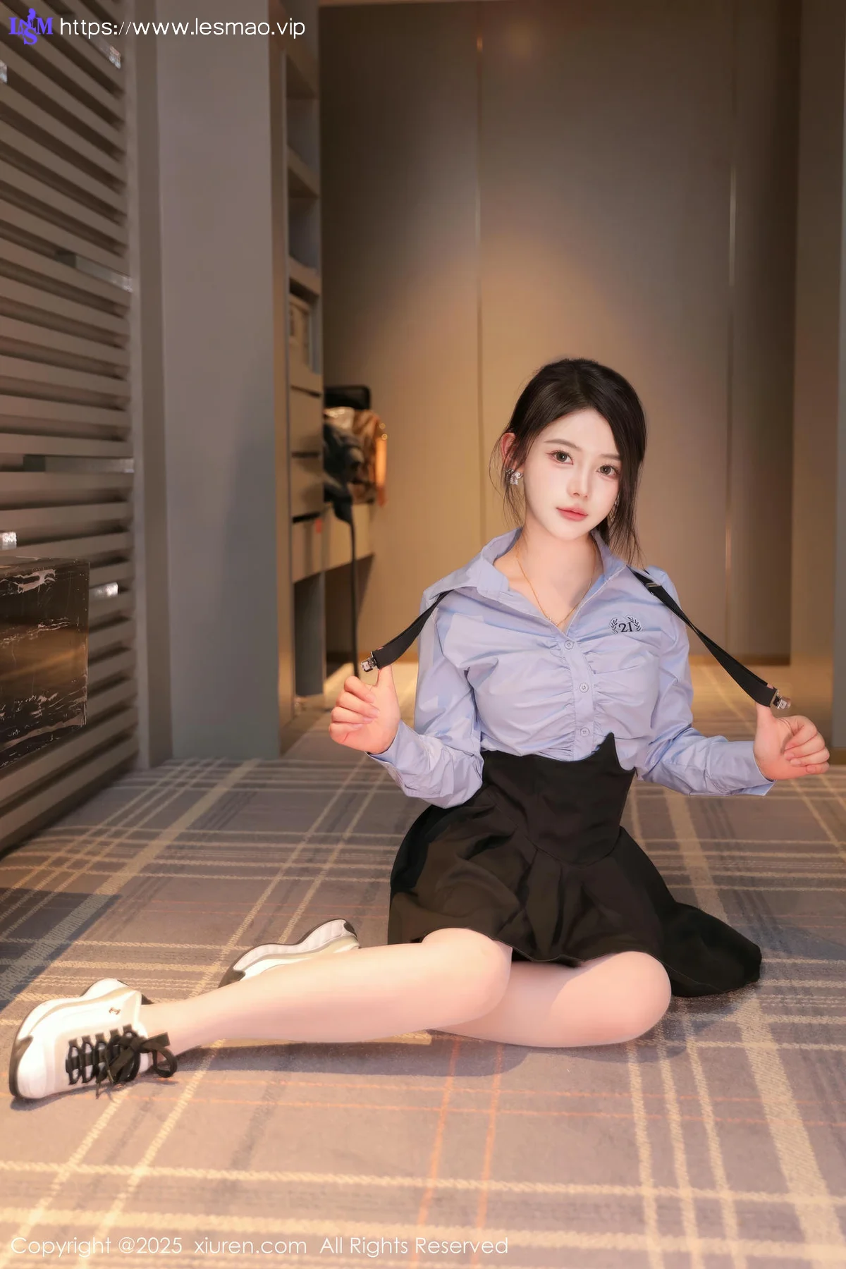 XiuRen 秀人 No.9819 爱酱里 白丝萝莉少女 - 13