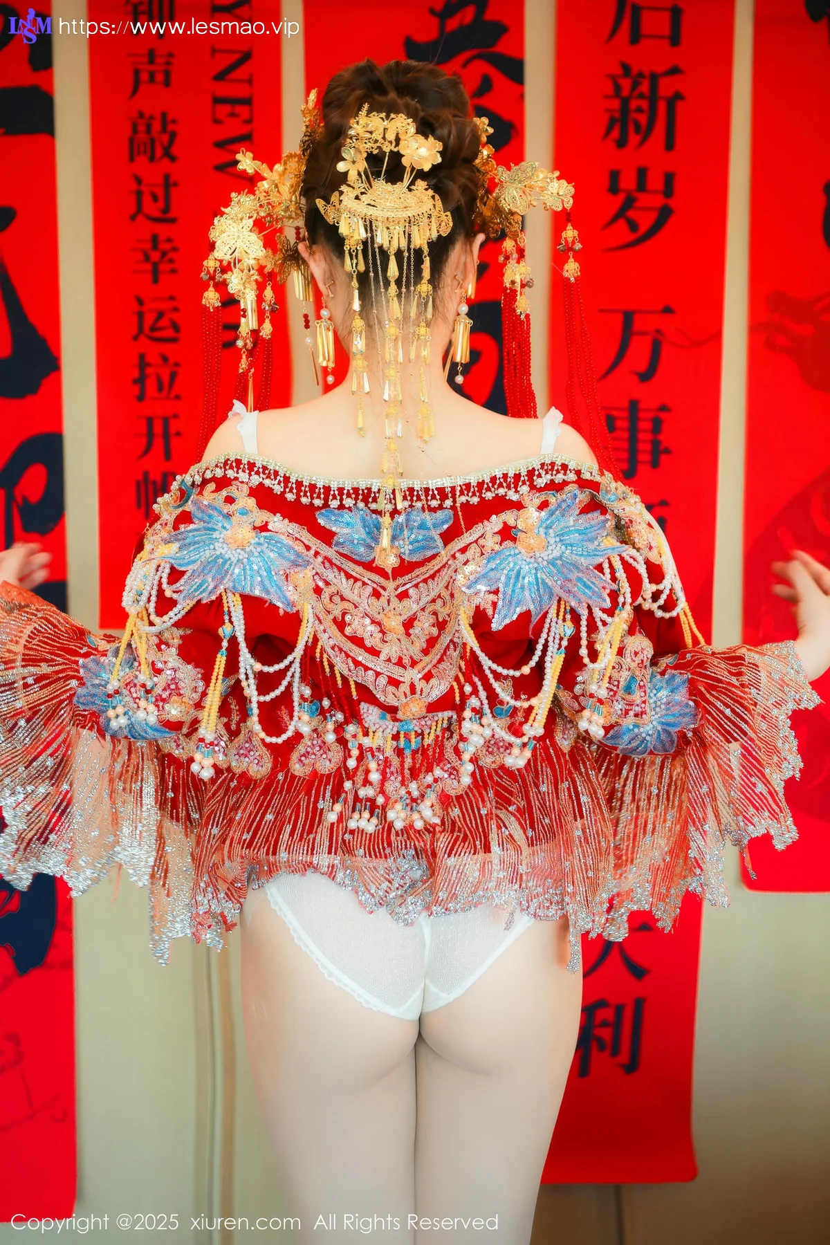 XiuRen 秀人 No.9823 蛋蛋宝 制服新春美女写真 - 51