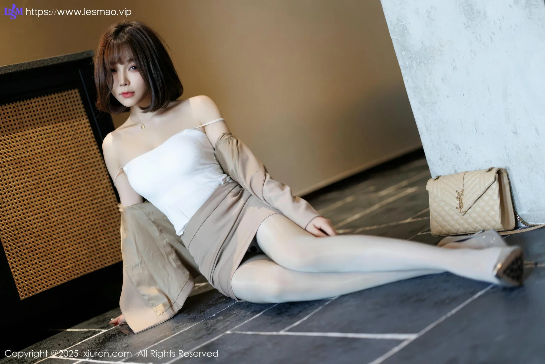 XiuRen 秀人 No.9844 徐莉芝Booty 短发气质美女 - 37