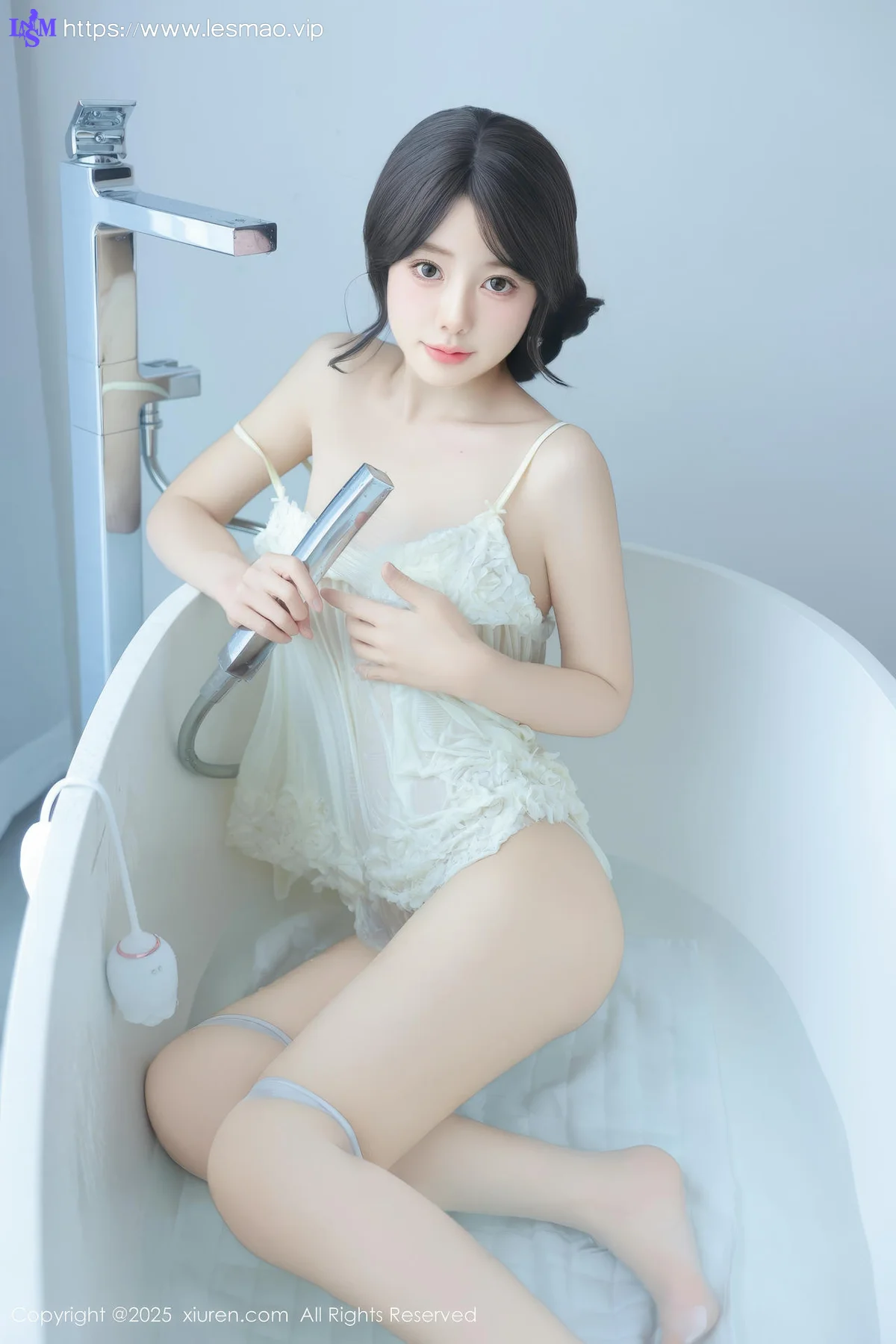 XiuRen 秀人 No.9851 桃妖夭 浴缸场景拍摄 - 73