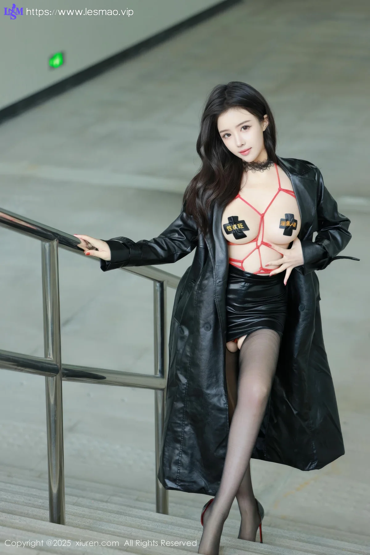 XiuRen 秀人 No.9855 唐翩翩 极致美腿乳贴情趣 - 69