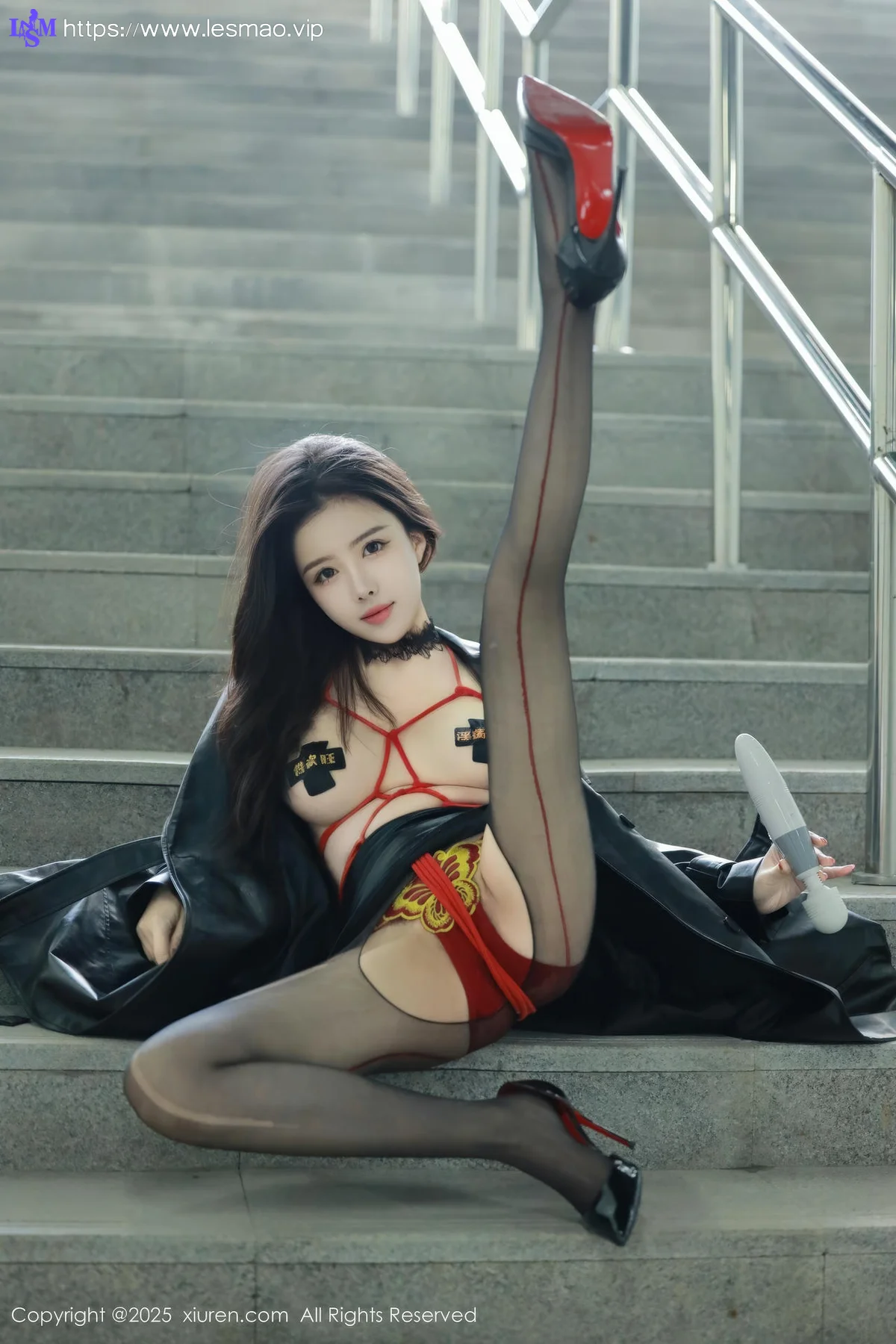 XiuRen 秀人 No.9855 唐翩翩 极致美腿乳贴情趣 - 89