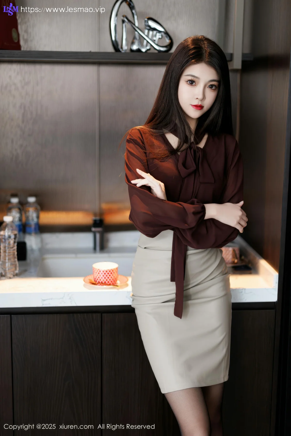 XiuRen 秀人 No.9868 初梦瑶 黑丝ol制服 - 11