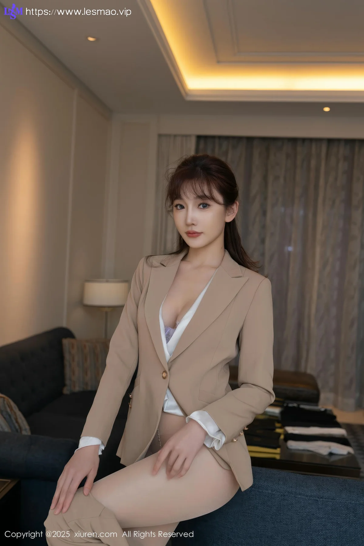 XiuRen 秀人 No.9881 陆萱萱 紫色内衣女神私房 - 16