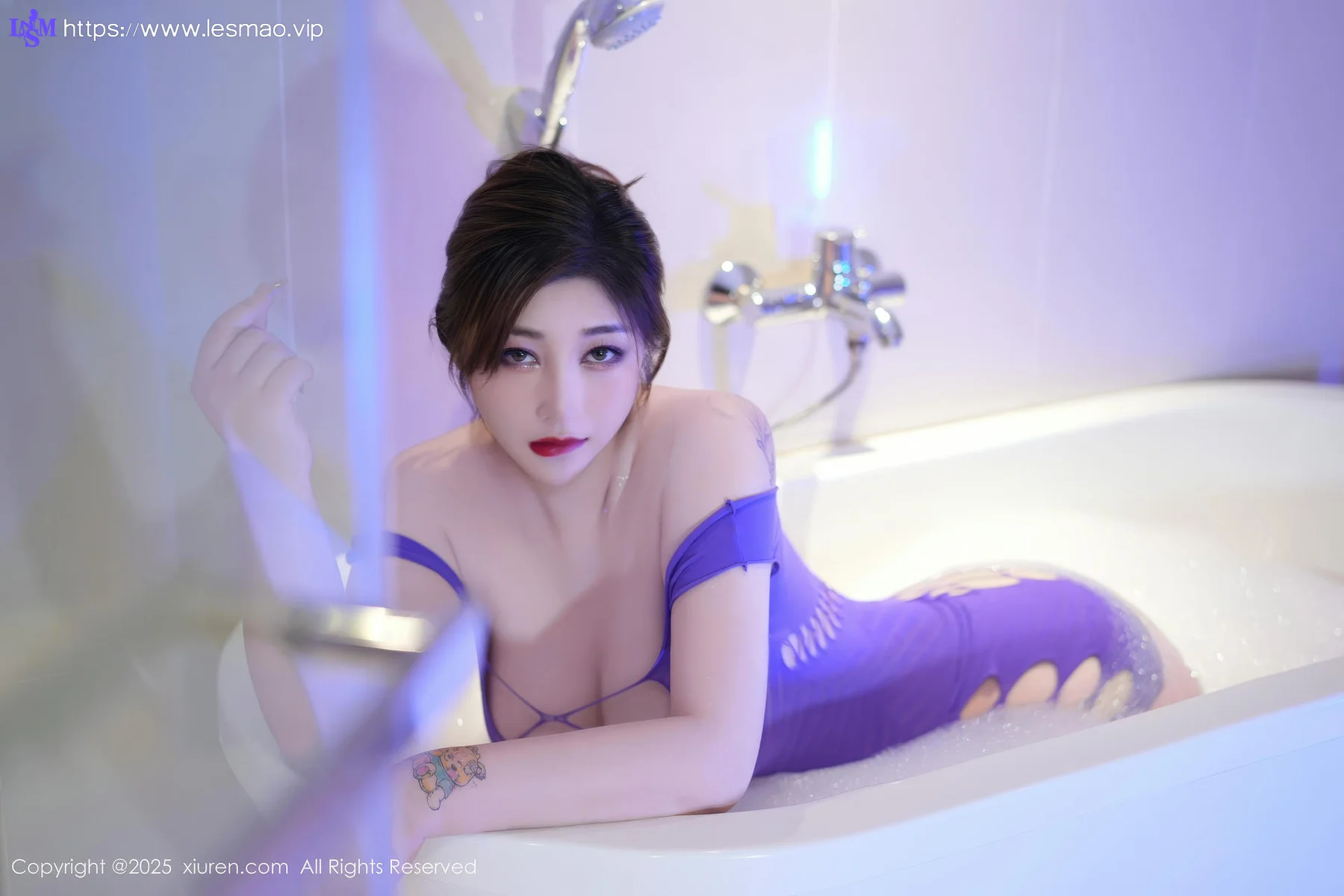 XiuRen 秀人 No.9885 妲己_Toxic 浴缸连体衣湿身 - 29