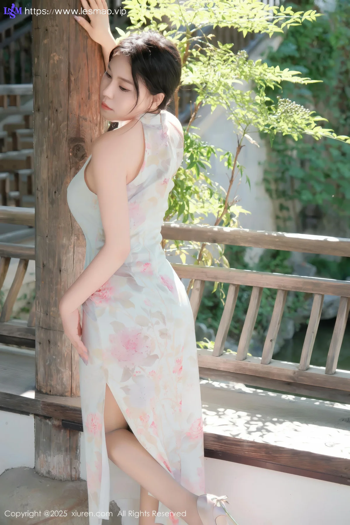 XiuRen 秀人 No.9892 麦田 旗袍玉体性感写真 - 15