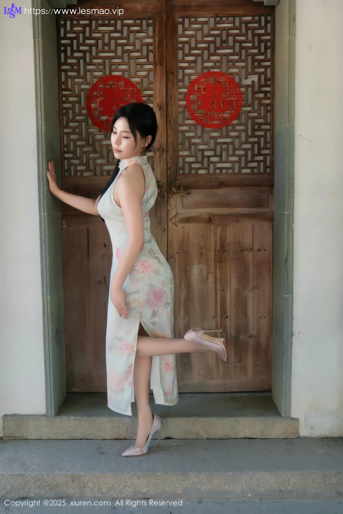 XiuRen 秀人 No.9892 麦田 旗袍玉体性感写真 - 21