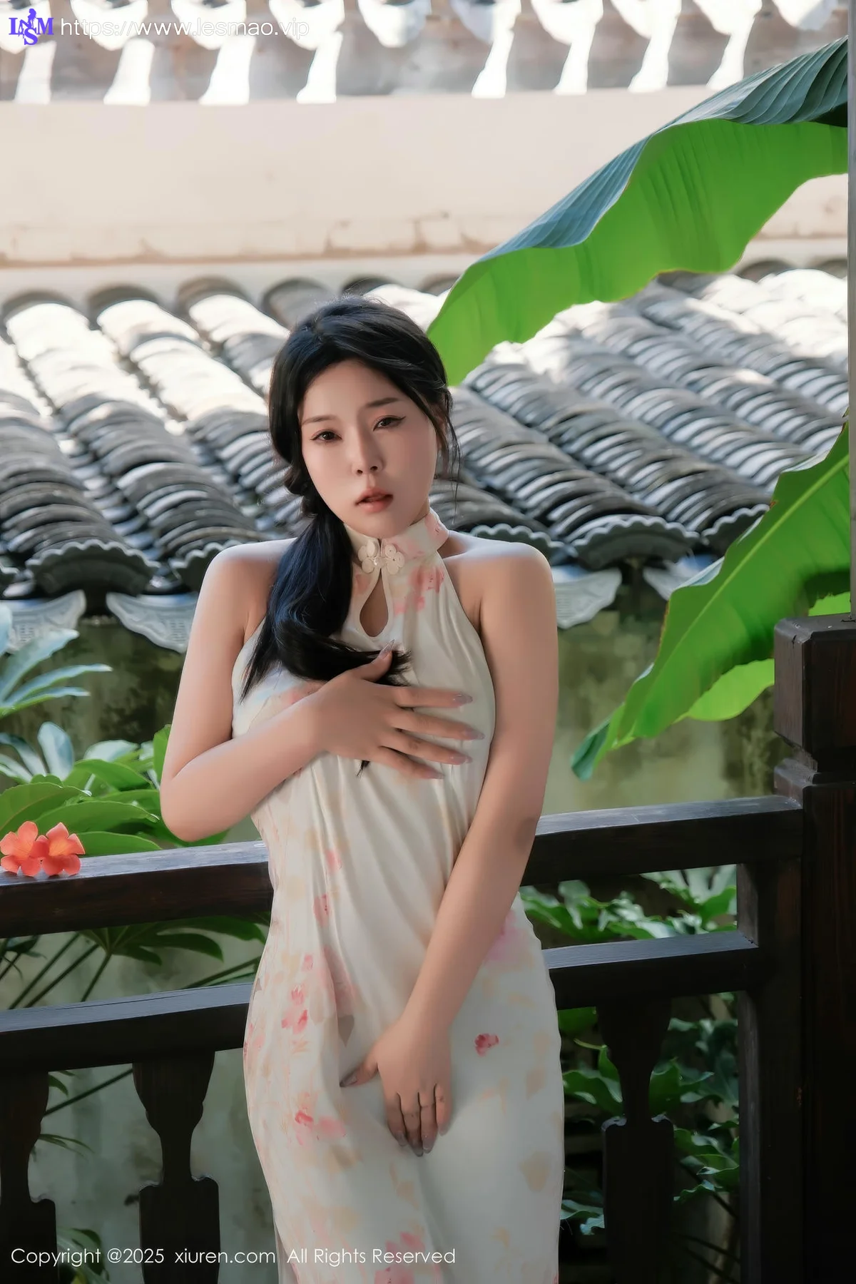 XiuRen 秀人 No.9892 麦田 旗袍玉体性感写真 - 37