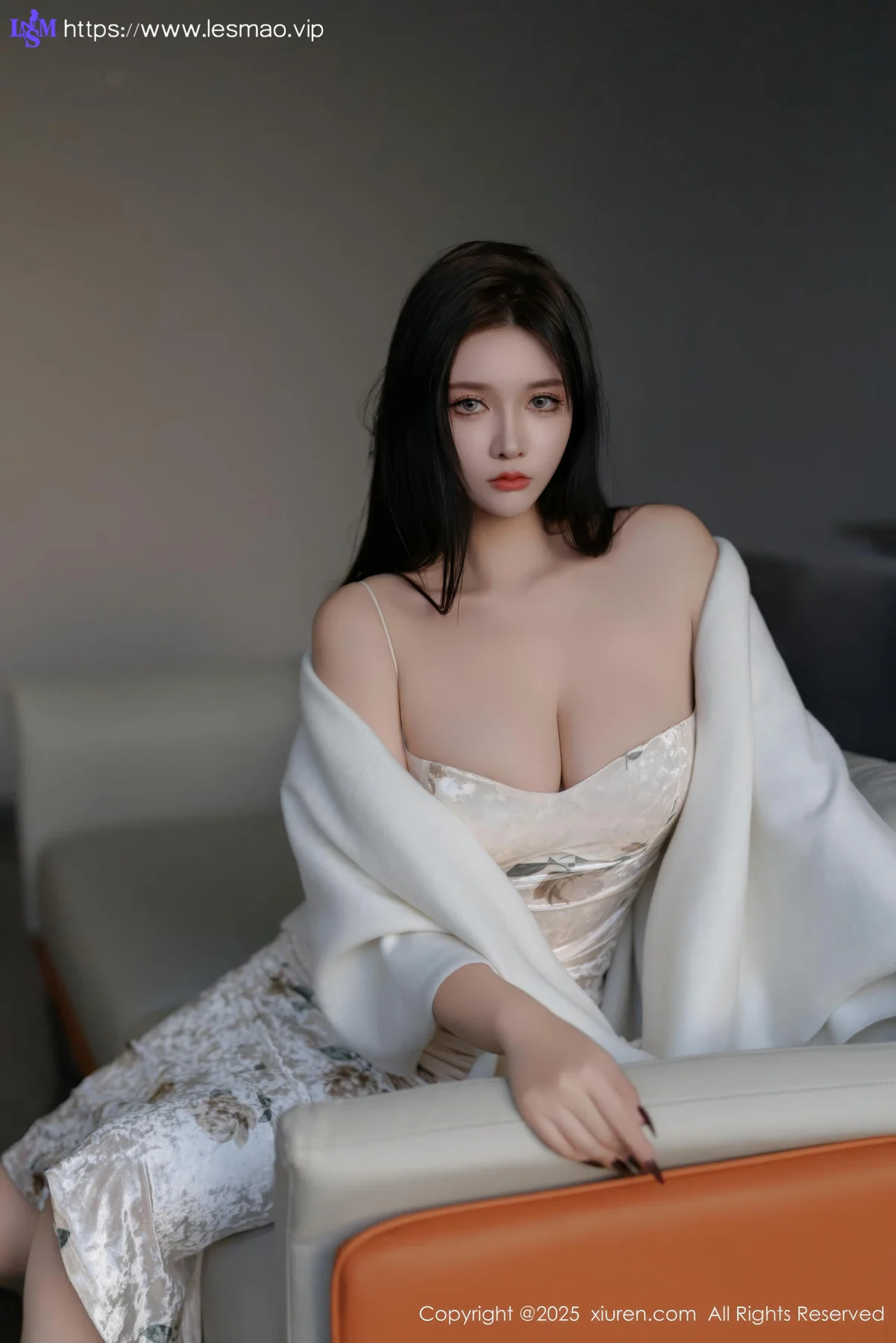 XiuRen 秀人 No.9899 娜比 玉体香肩美女私房 - 13