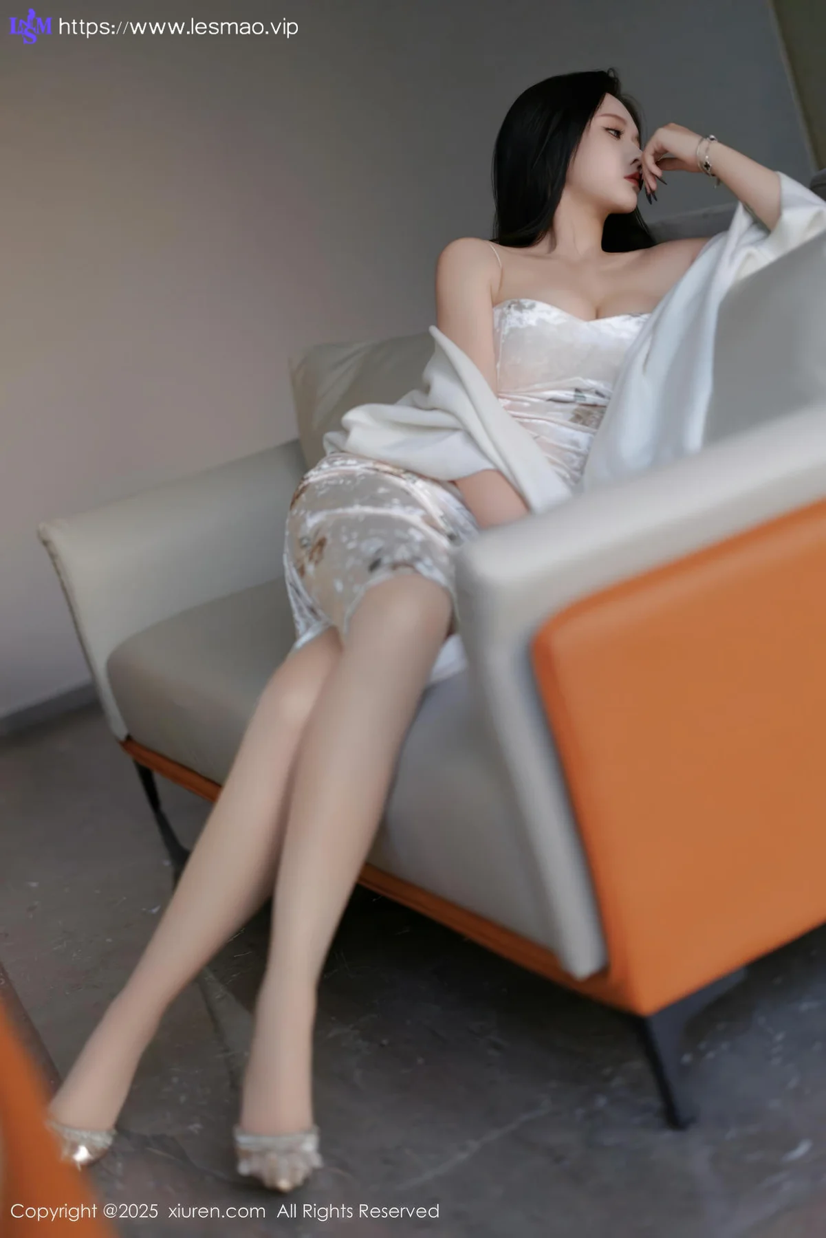 XiuRen 秀人 No.9899 娜比 玉体香肩美女私房 - 19