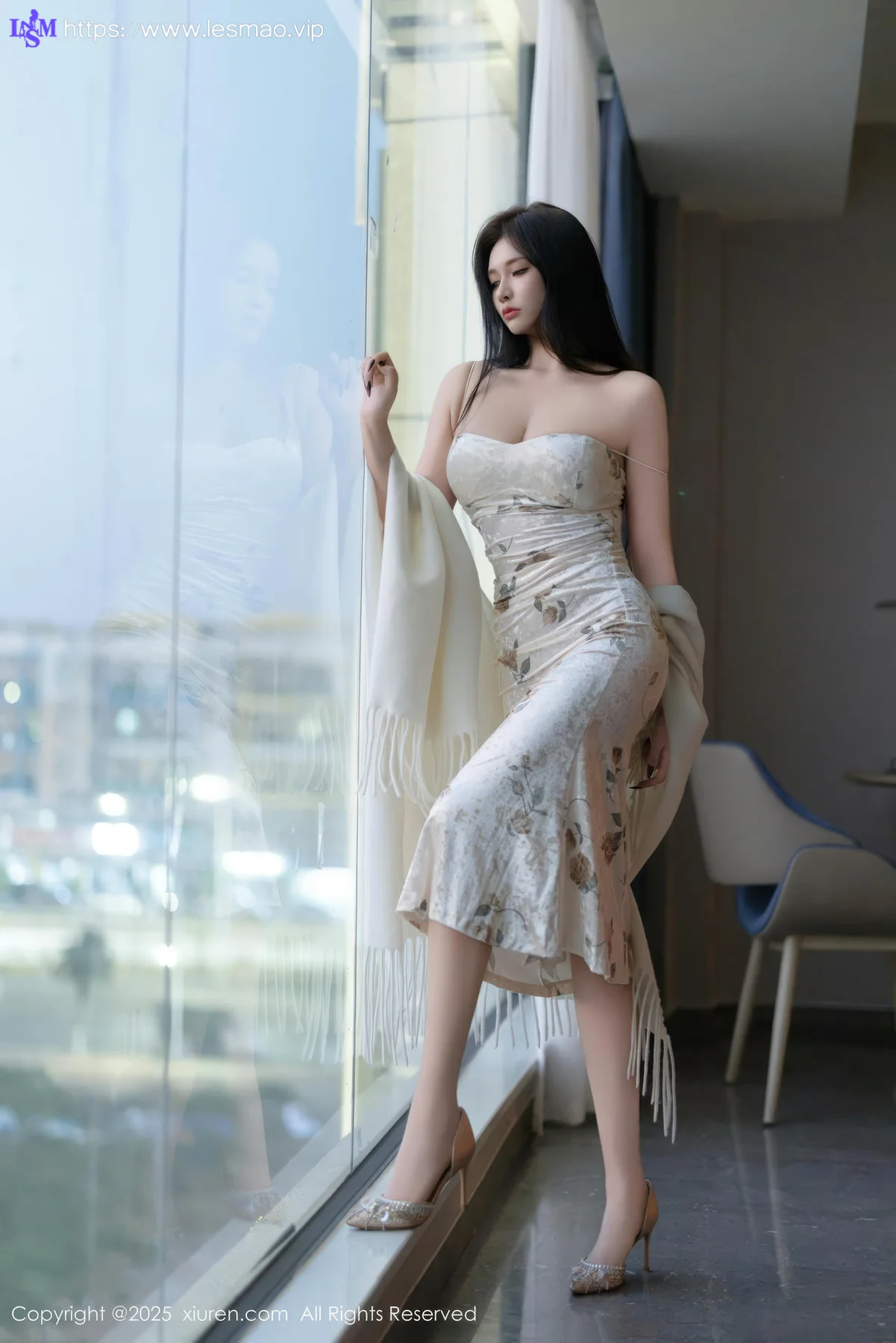 XiuRen 秀人 No.9899 娜比 玉体香肩美女私房 - 32