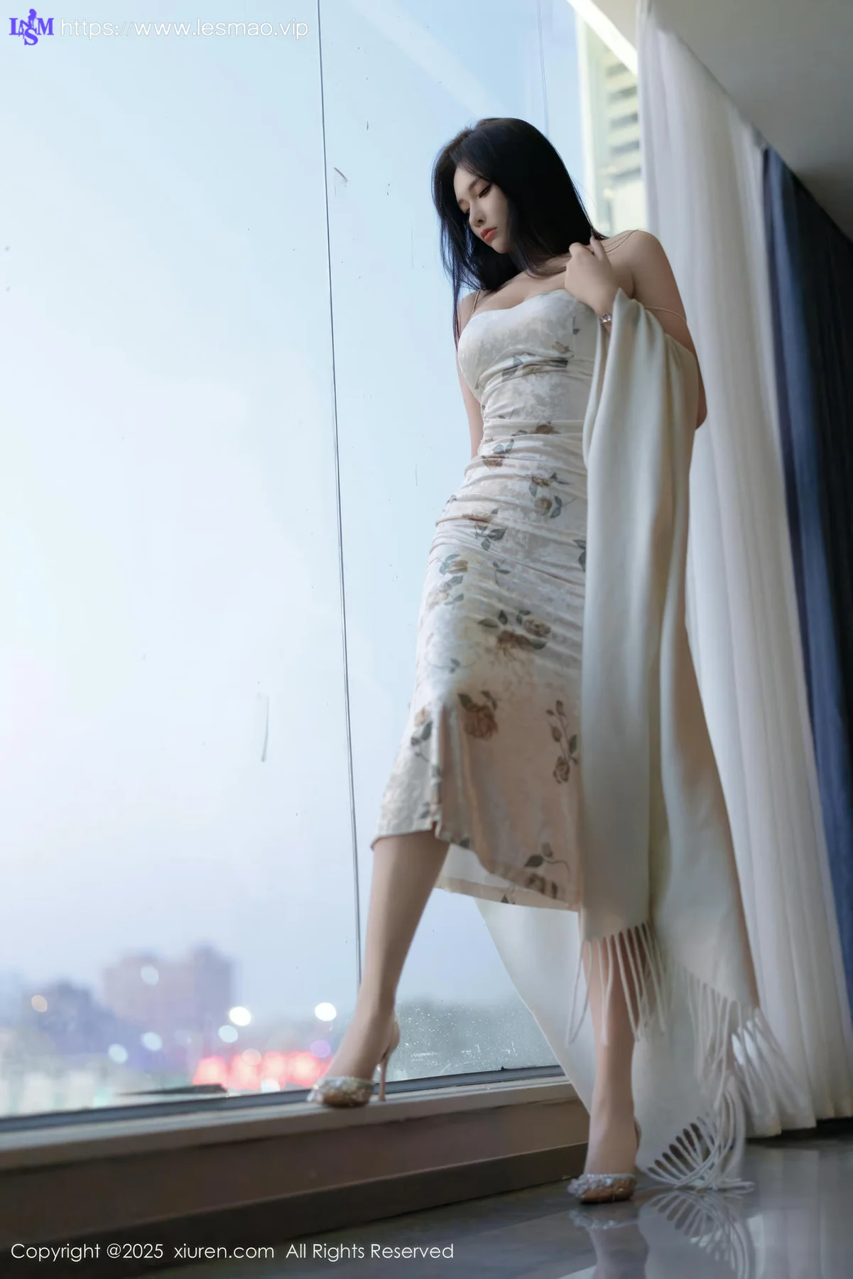 XiuRen 秀人 No.9899 娜比 玉体香肩美女私房 - 35
