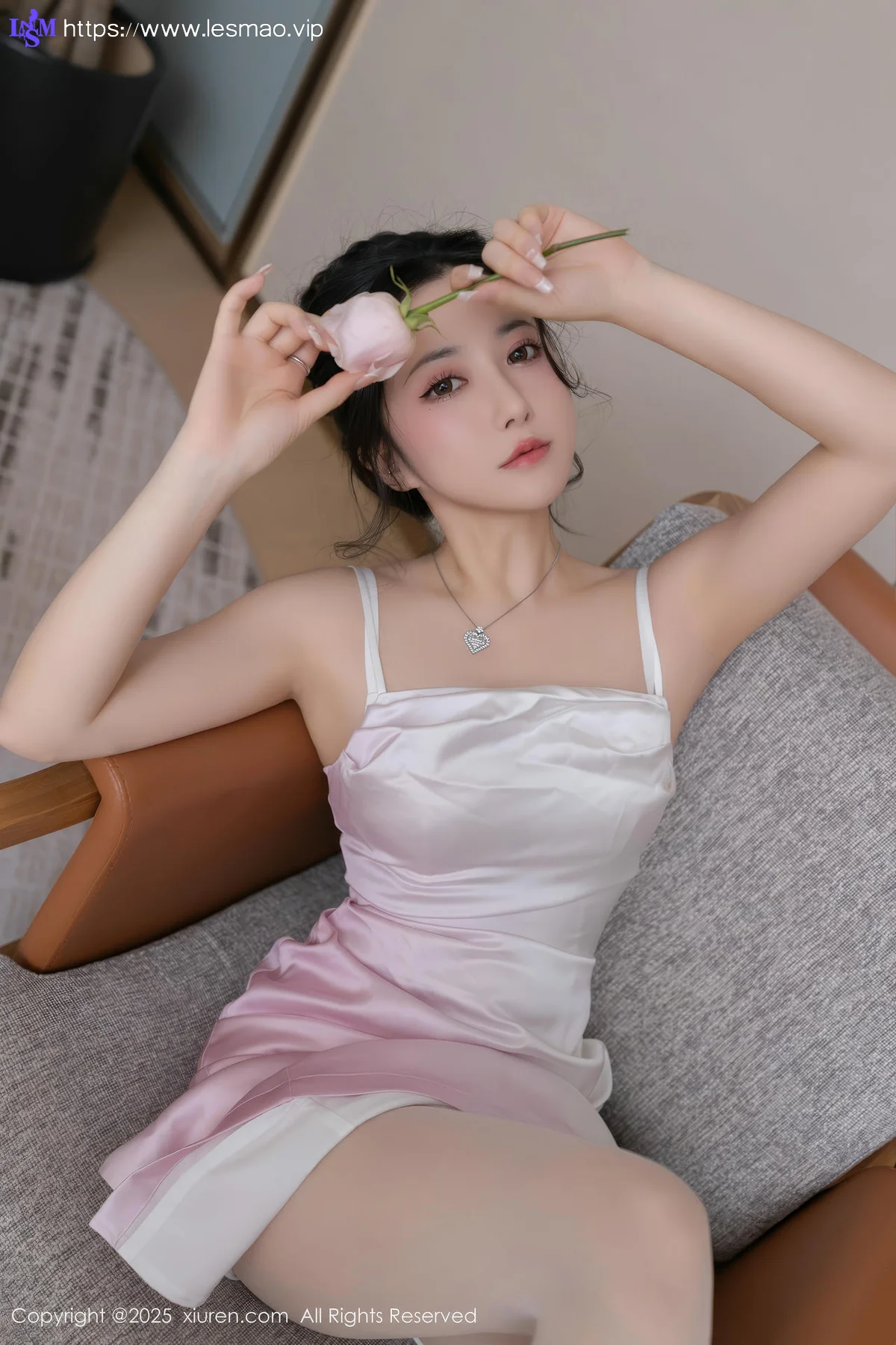 XiuRen 秀人 No.9907 鱼子酱Fish 女神乳贴玉体 - 11