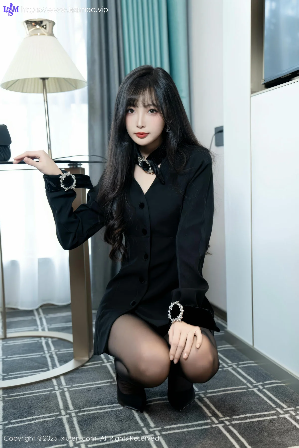 XiuRen 秀人 No.9918 樱桃小阑子 香肩丝袜美腿 - 19