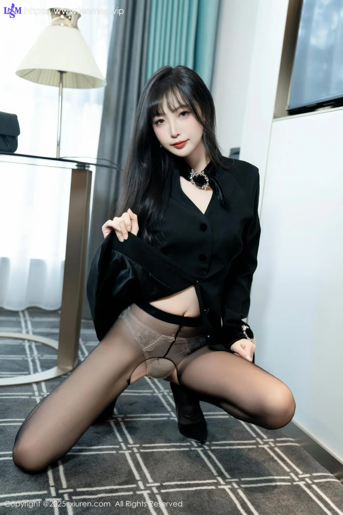 XiuRen 秀人 No.9918 樱桃小阑子 香肩丝袜美腿 - 29