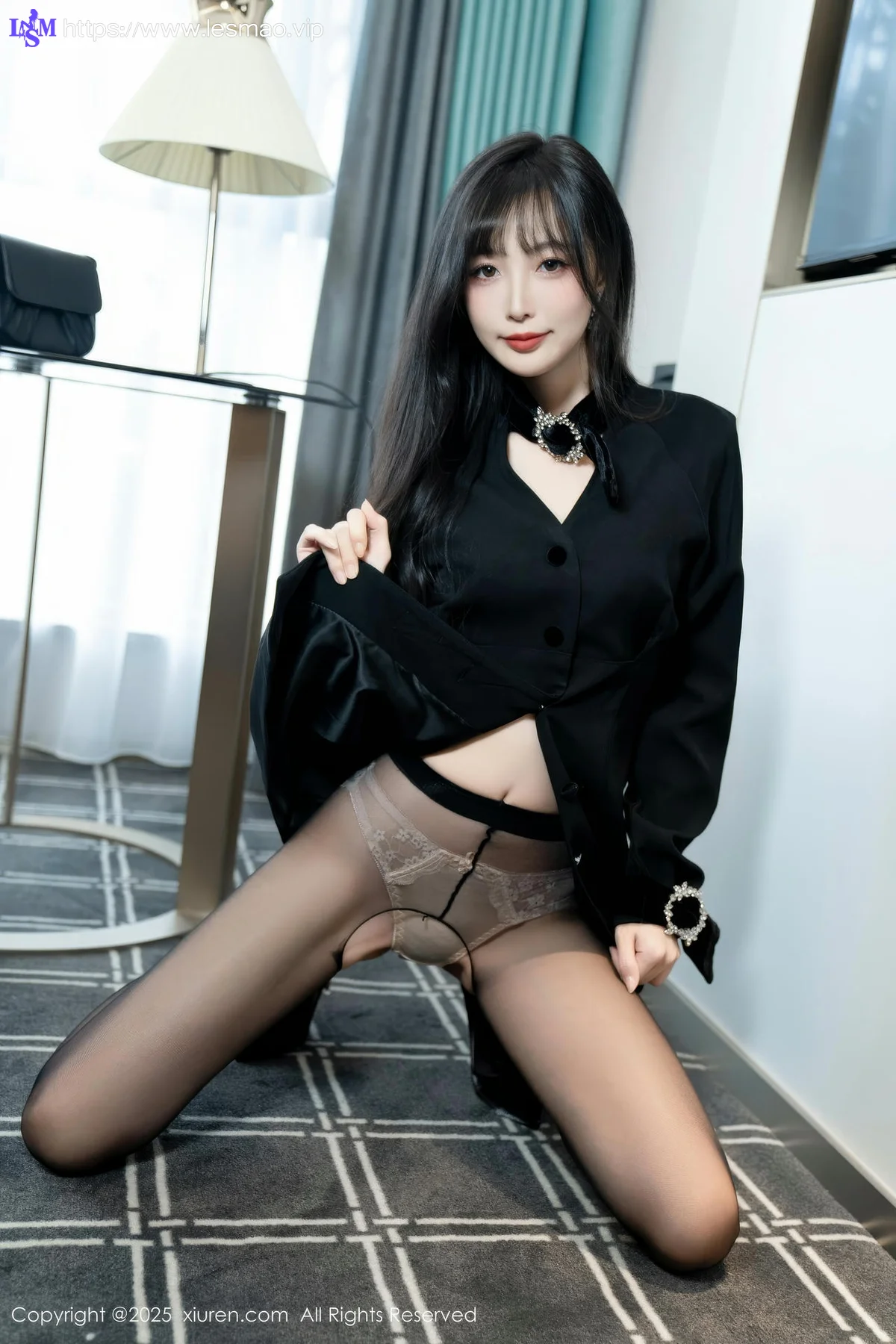 XiuRen 秀人 No.9918 樱桃小阑子 香肩丝袜美腿 - 30